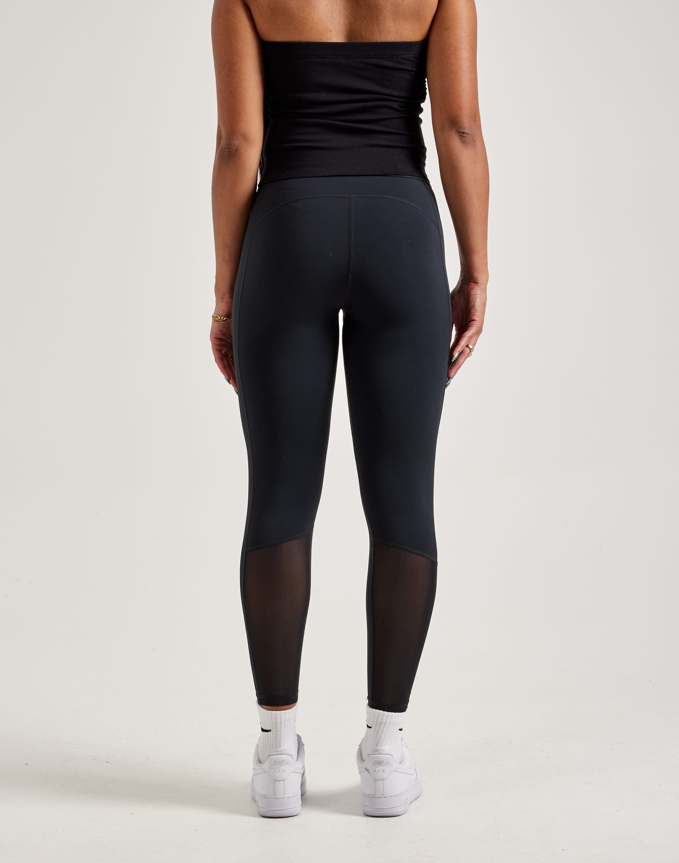 Nike Pro Mid-Rise Graphic Leggings