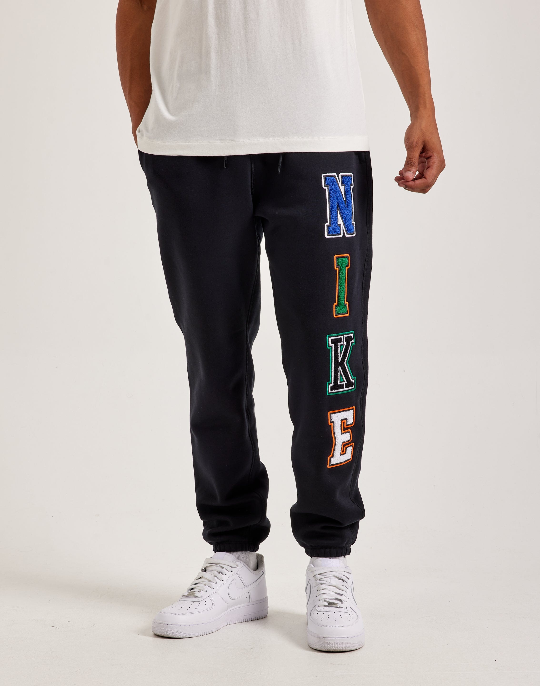 Nike Club Fleece Sweatpants – DTLR