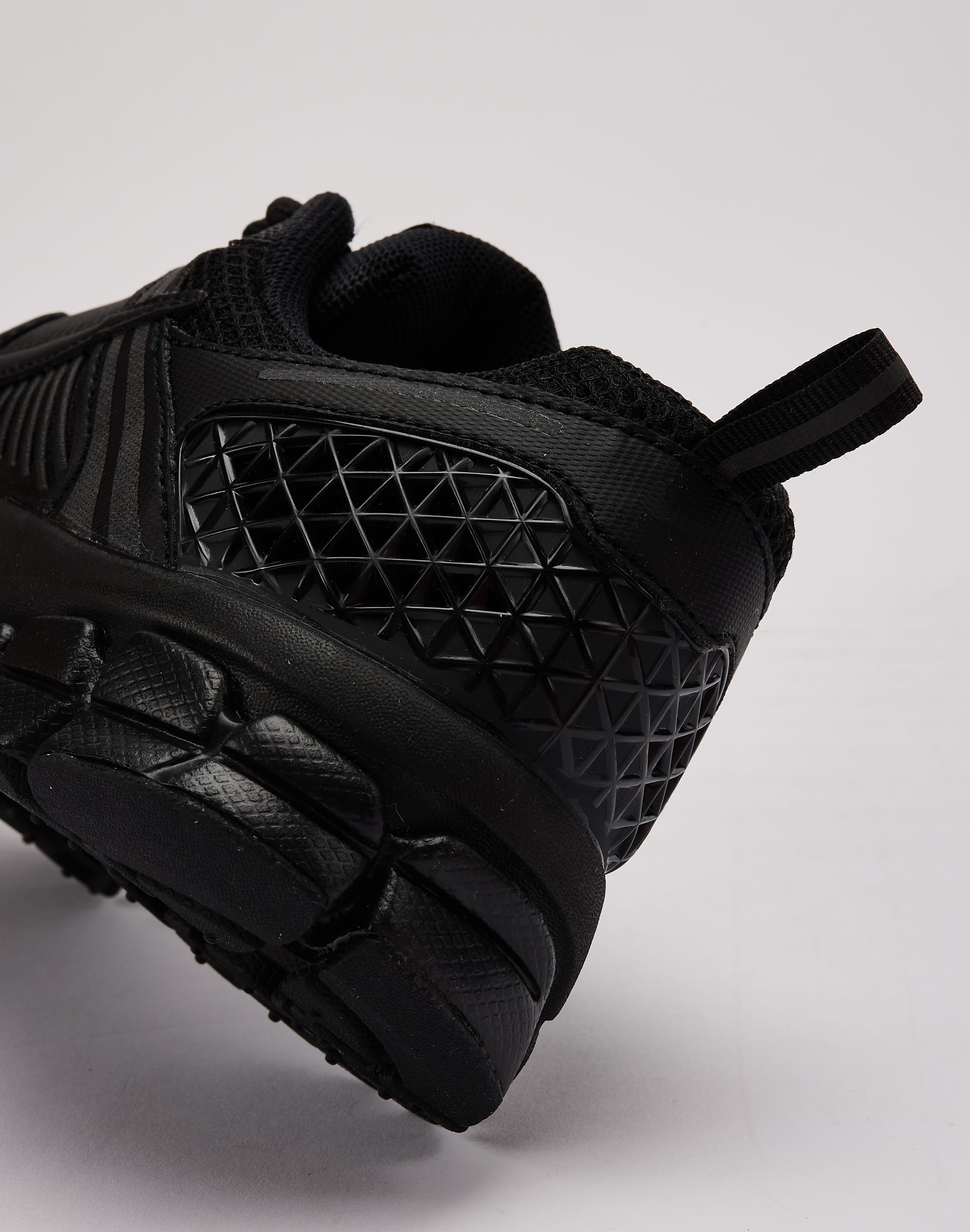 Nike Zoom Vomero 5 Grade-School
