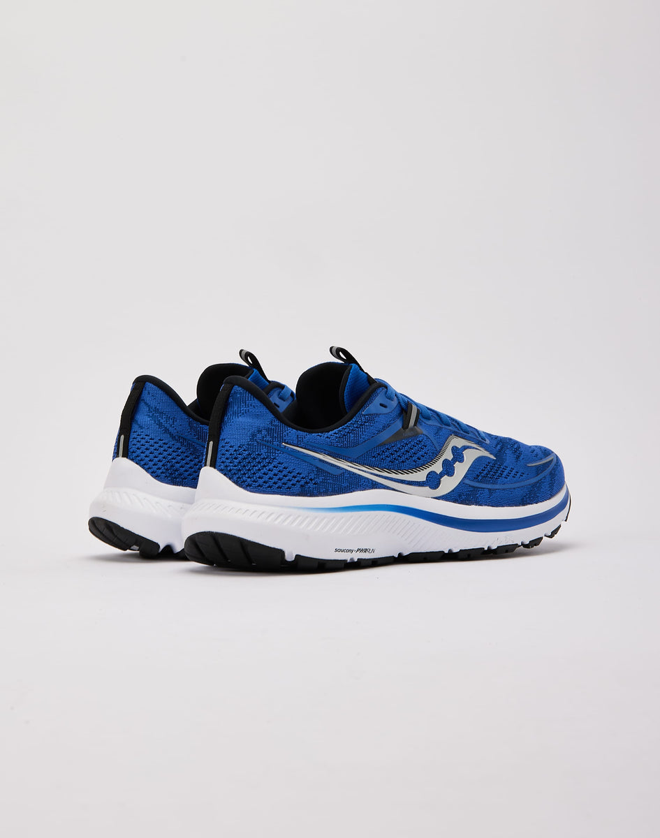 Saucony Omni 21 Shoes in Black Saucony Omni 21 Shoes in Black