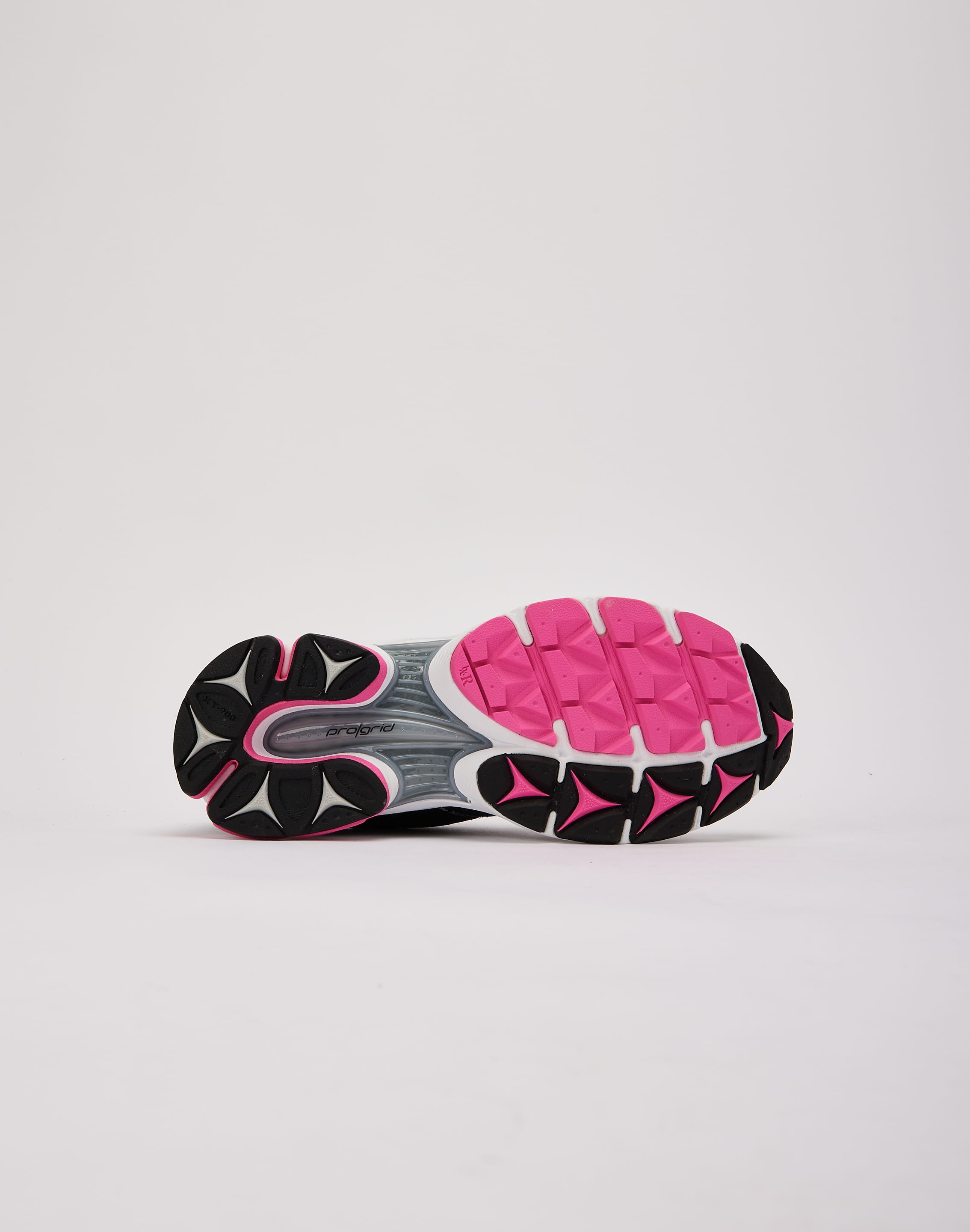 Photo of Saucony ProGrid Triumph 4 Grade-School