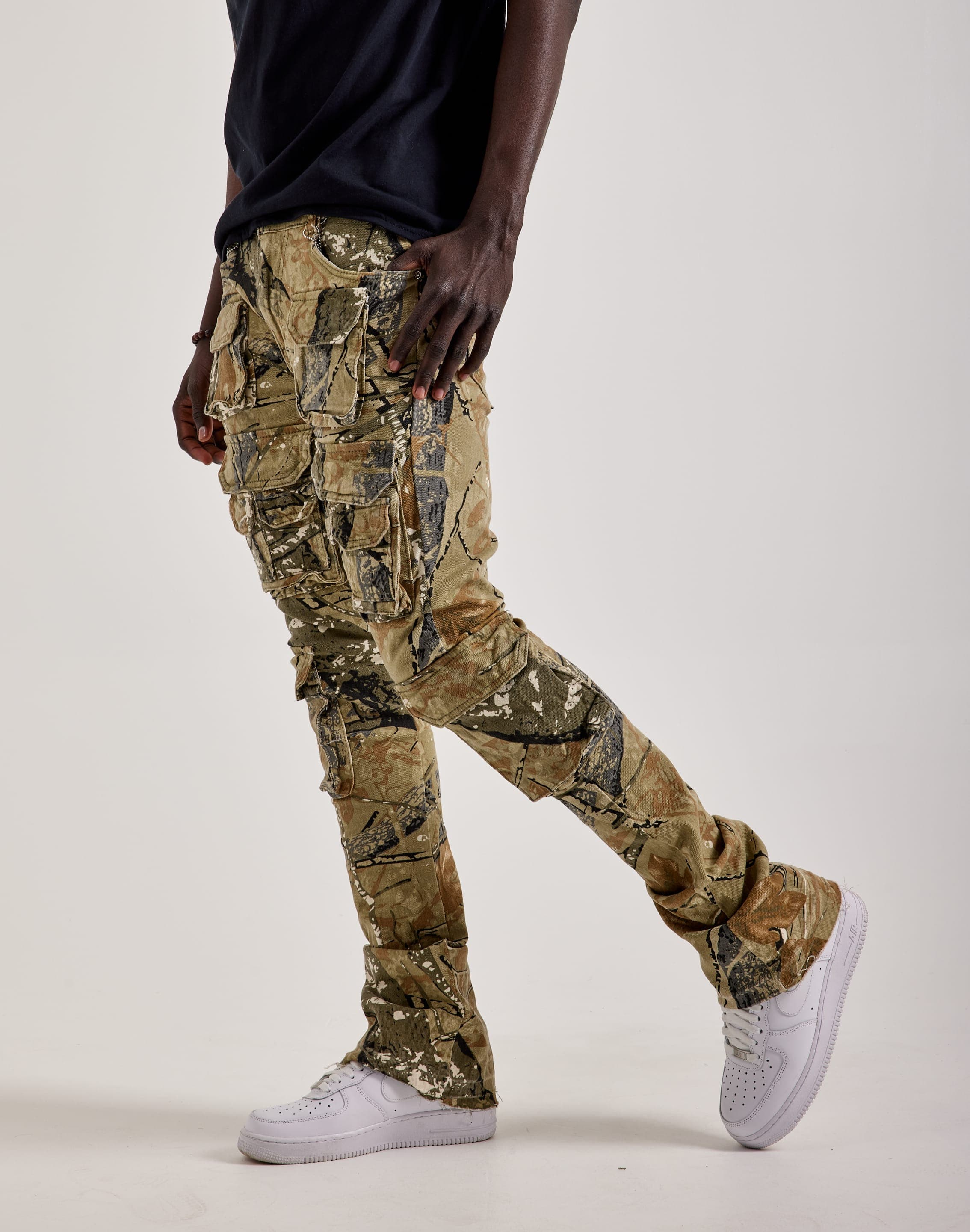 Photo of WAIMEA Cargo Denim Jeans