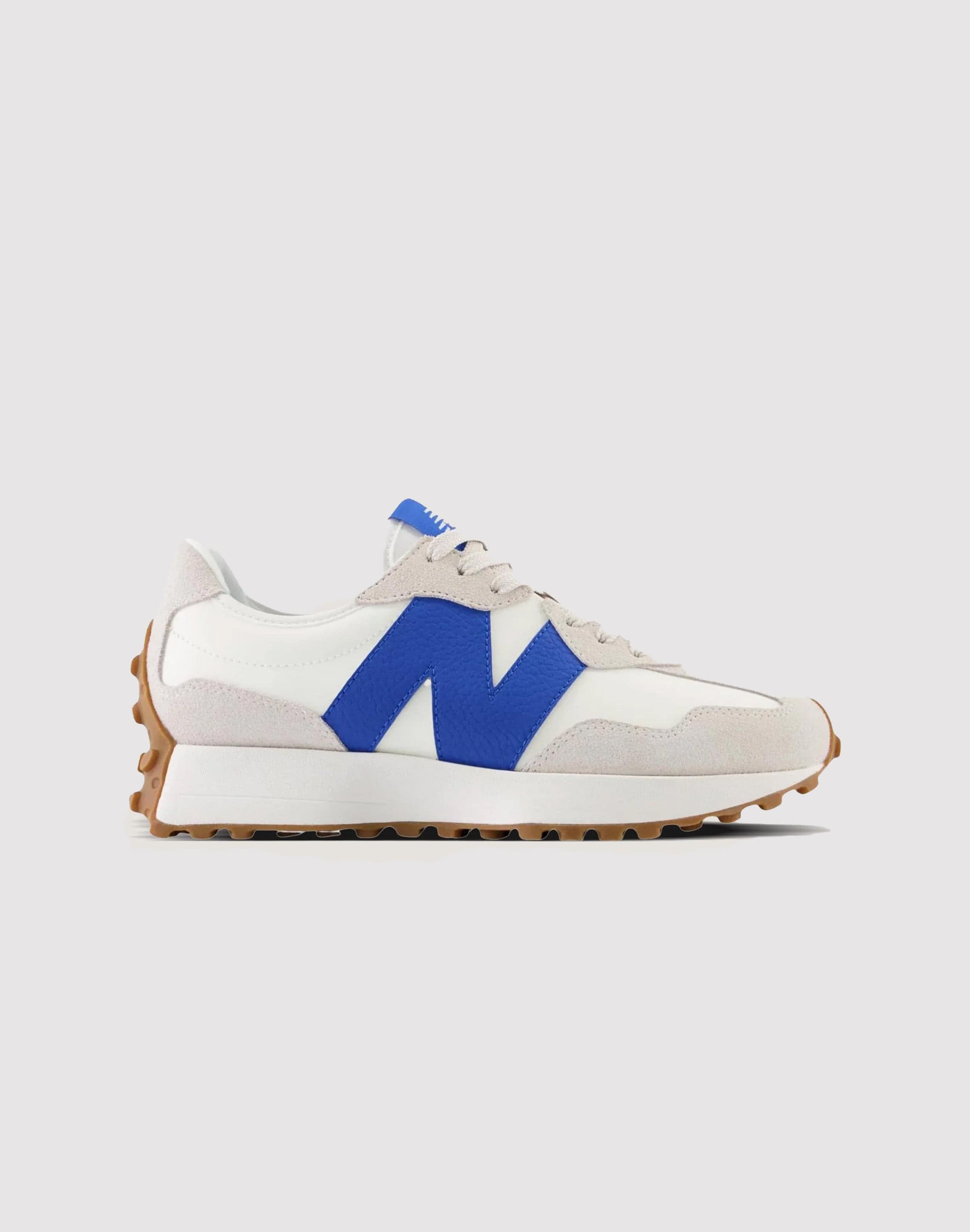 Photo of New Balance 327