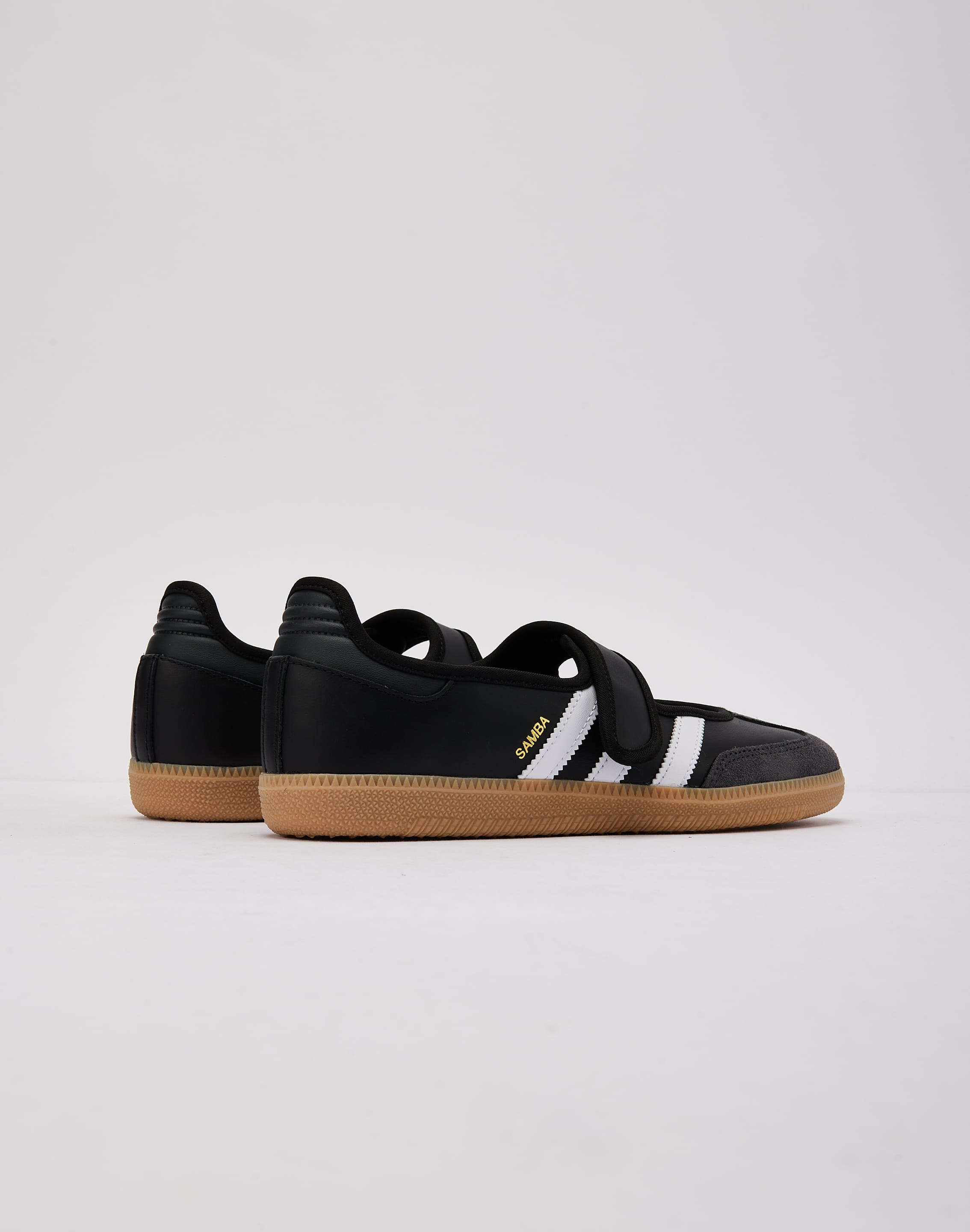 Photo of Adidas Samba Jane