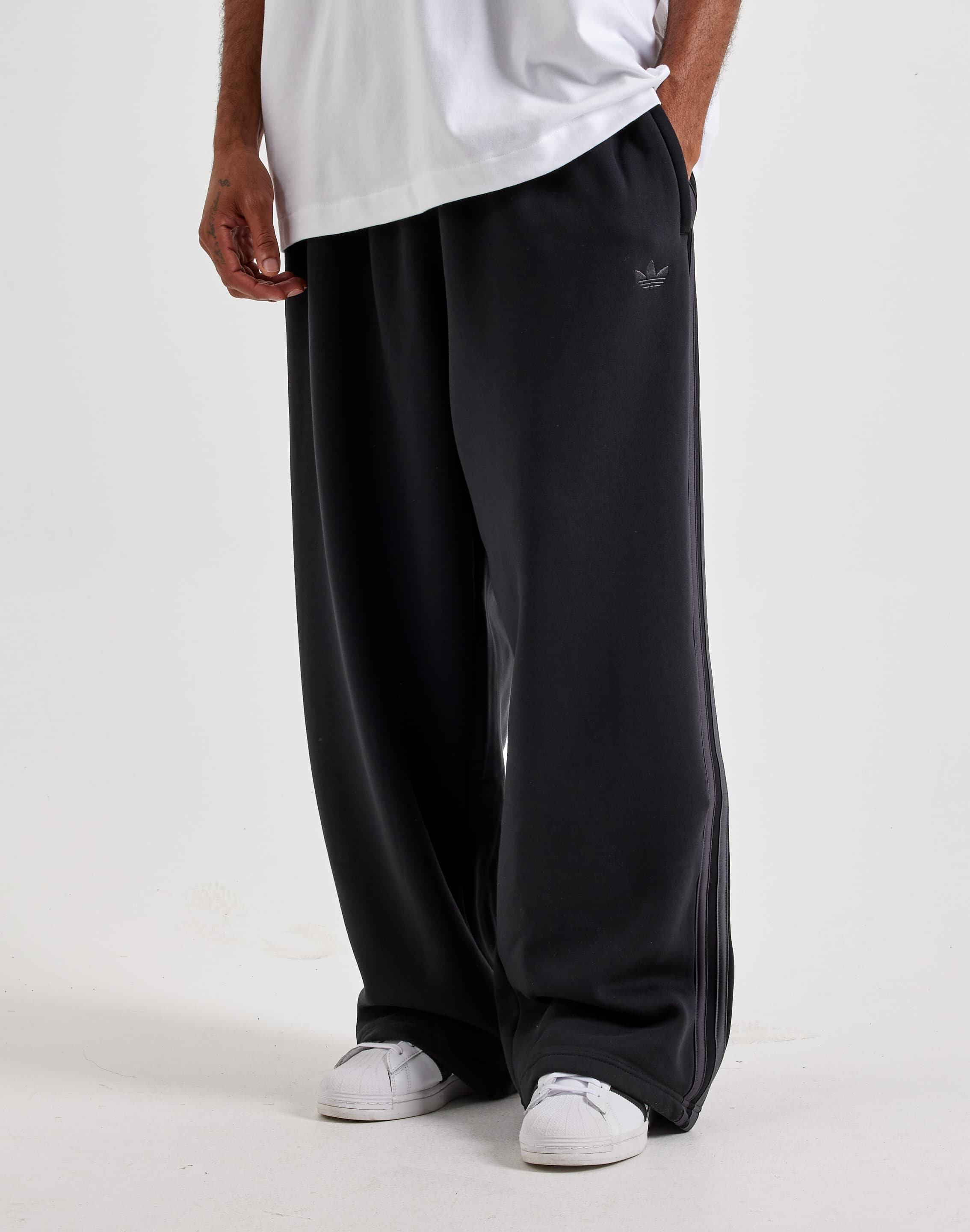 Photo of Adidas  Adicolor Baggy Fleece Jogger Pants