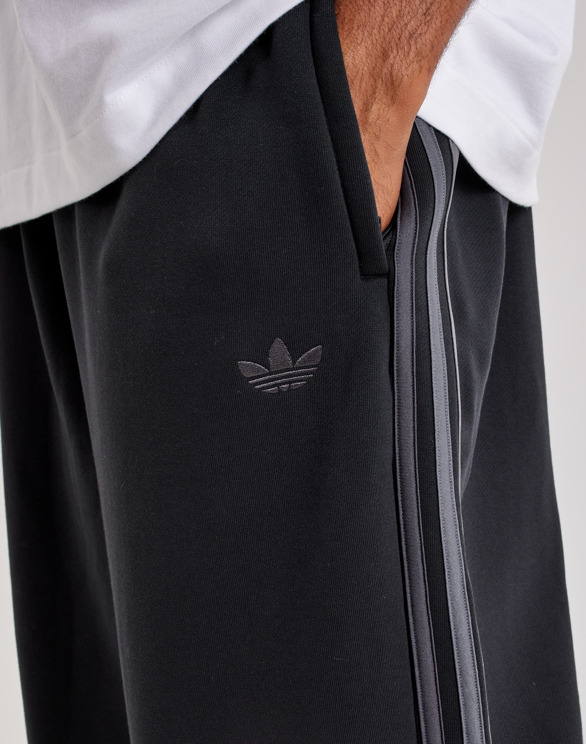 Photo of Adidas  Adicolor Baggy Fleece Jogger Pants