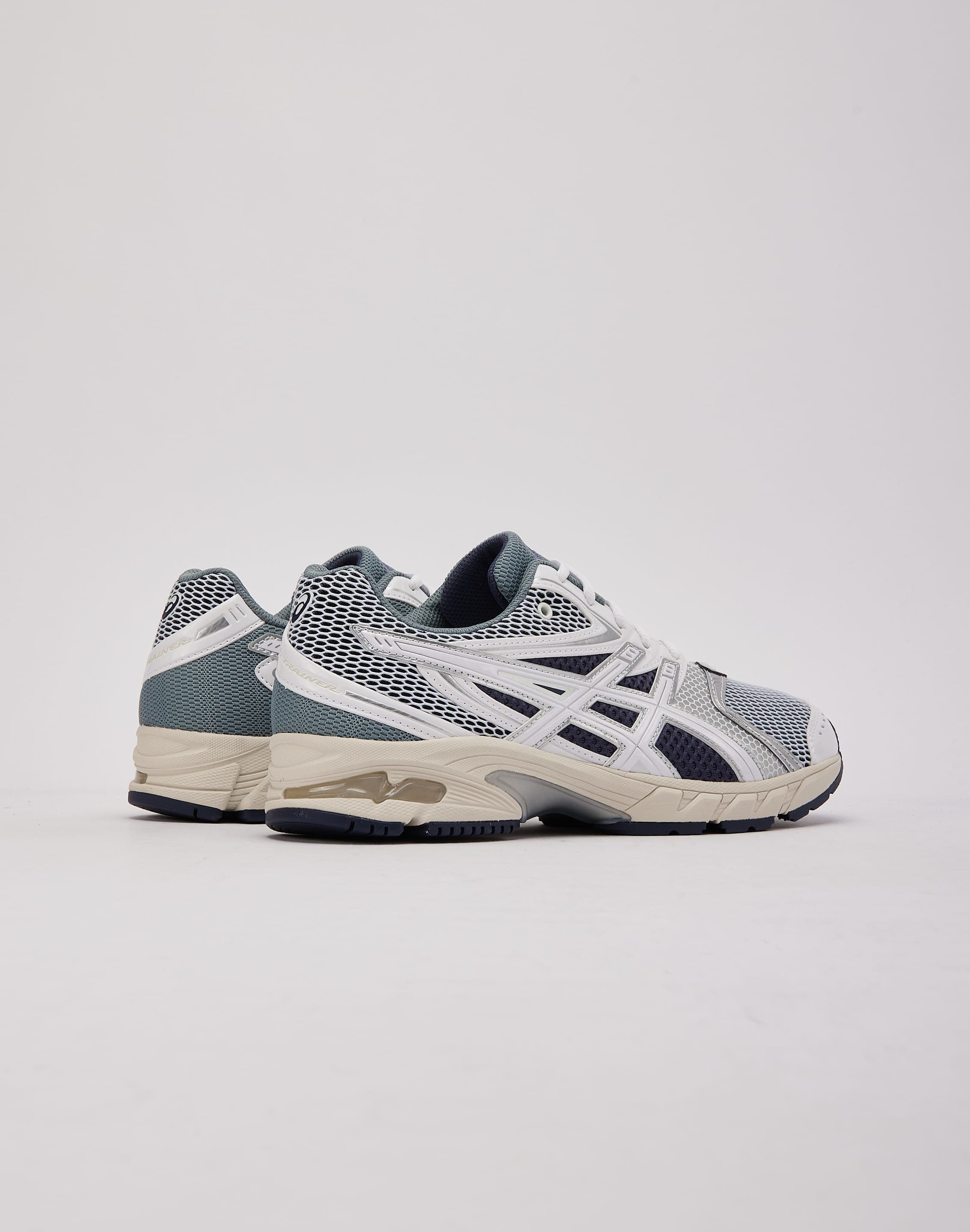 Photo of Asics GEL-DS TRAINER 14