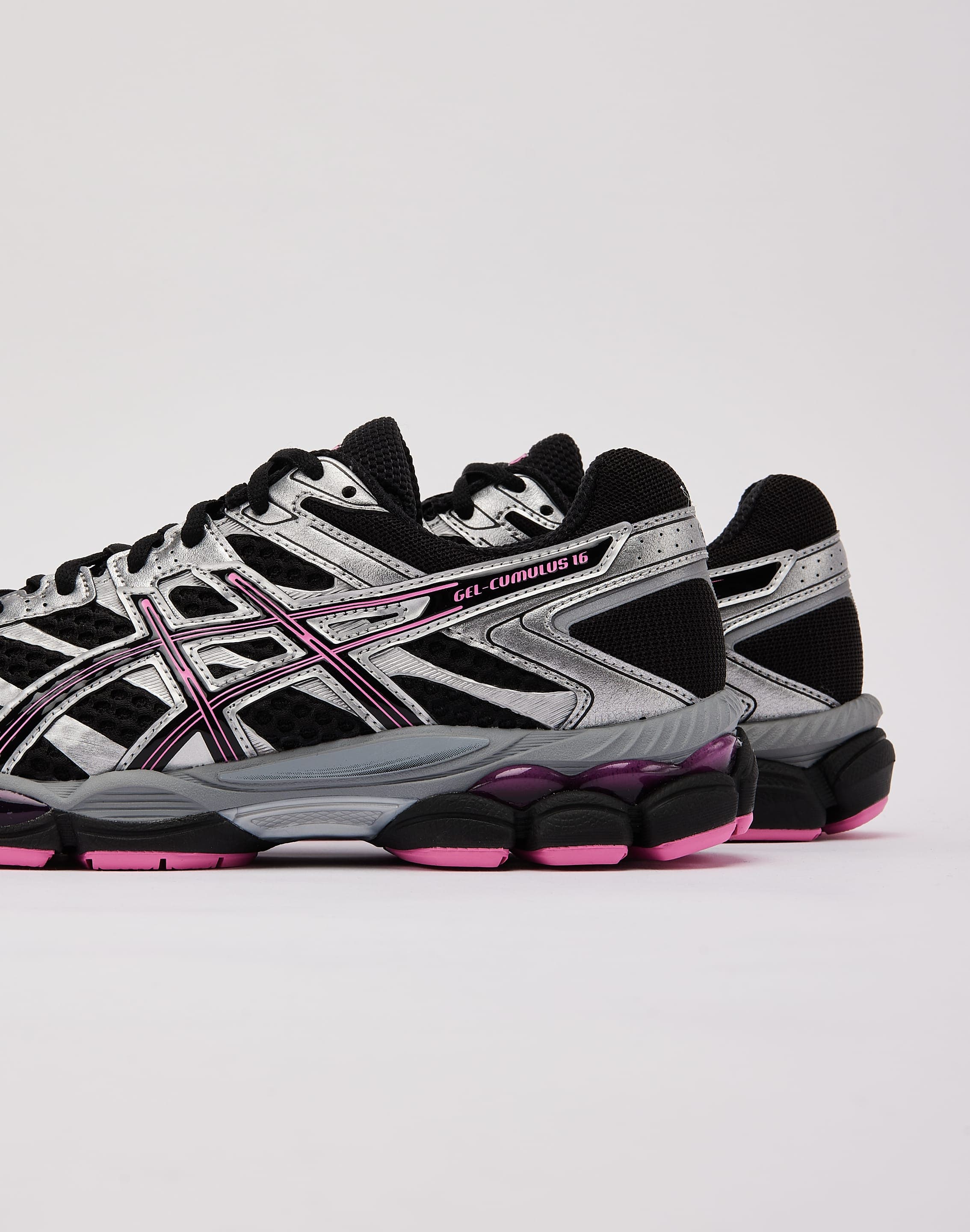 Photo of Asics GEL-CUMULUS 16