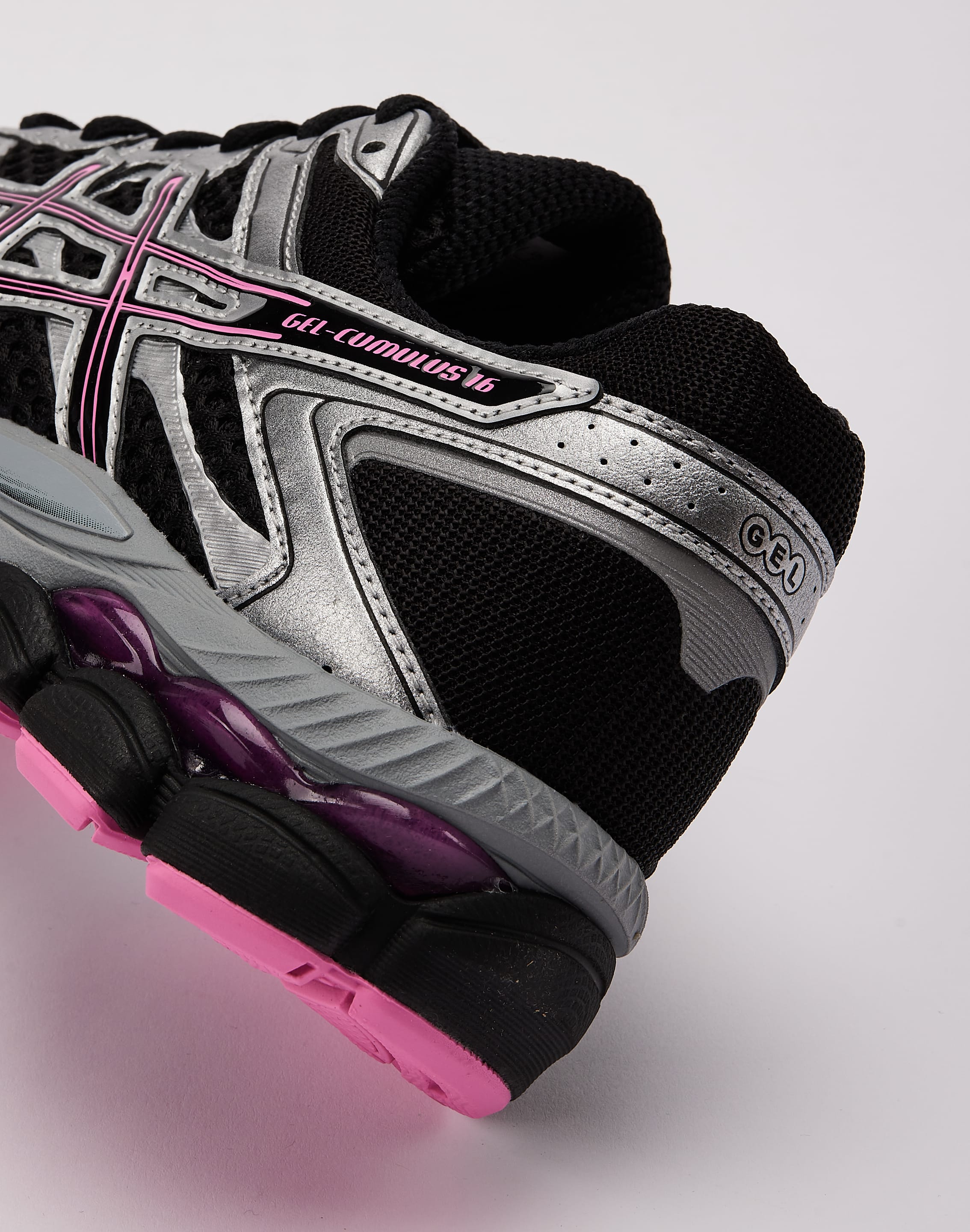 Photo of Asics GEL-CUMULUS 16