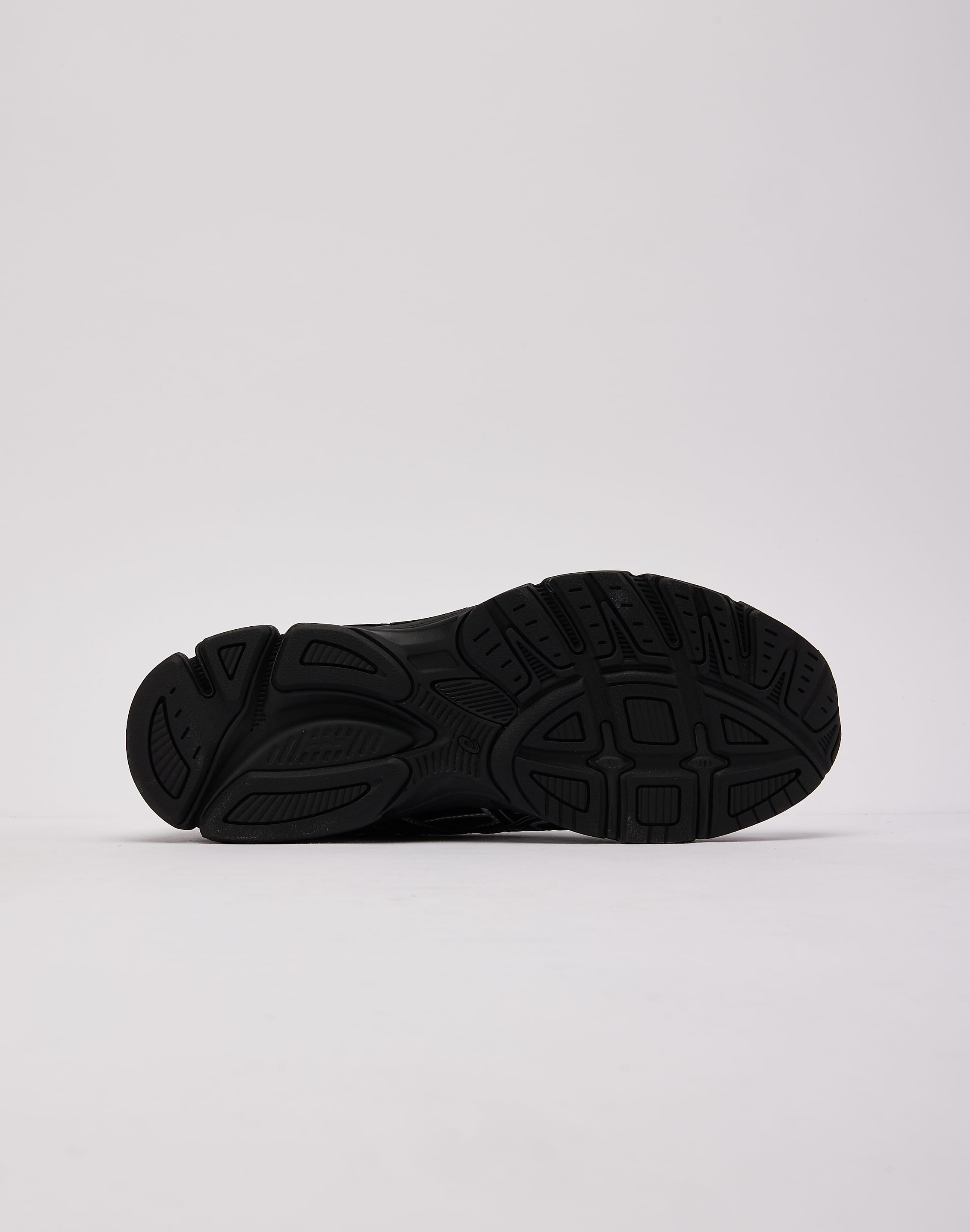 Photo of Asics GEL-STRATUS MC