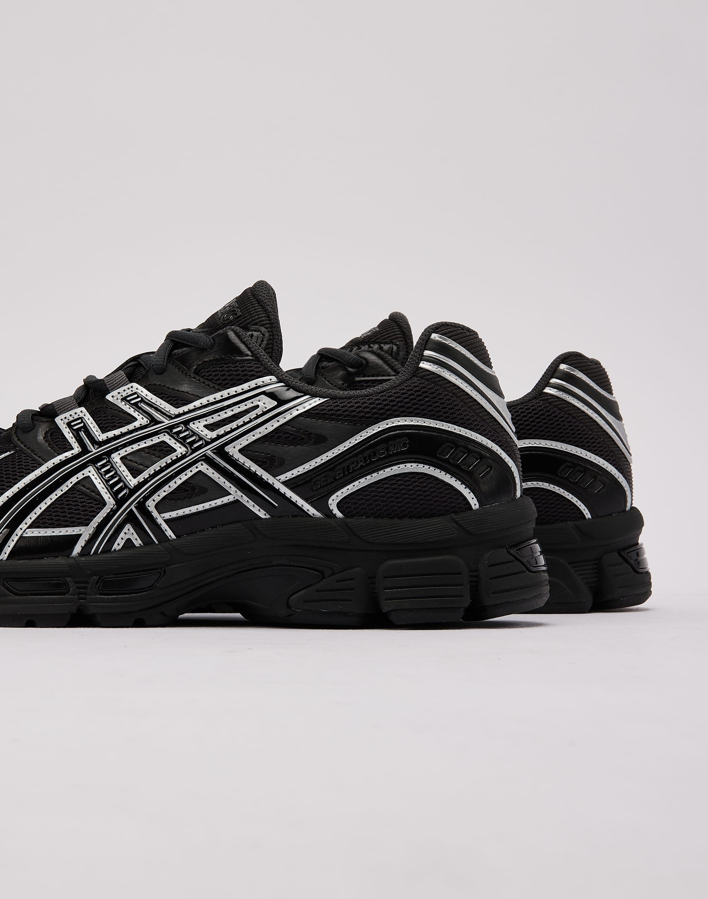 Photo of Asics GEL-STRATUS MC