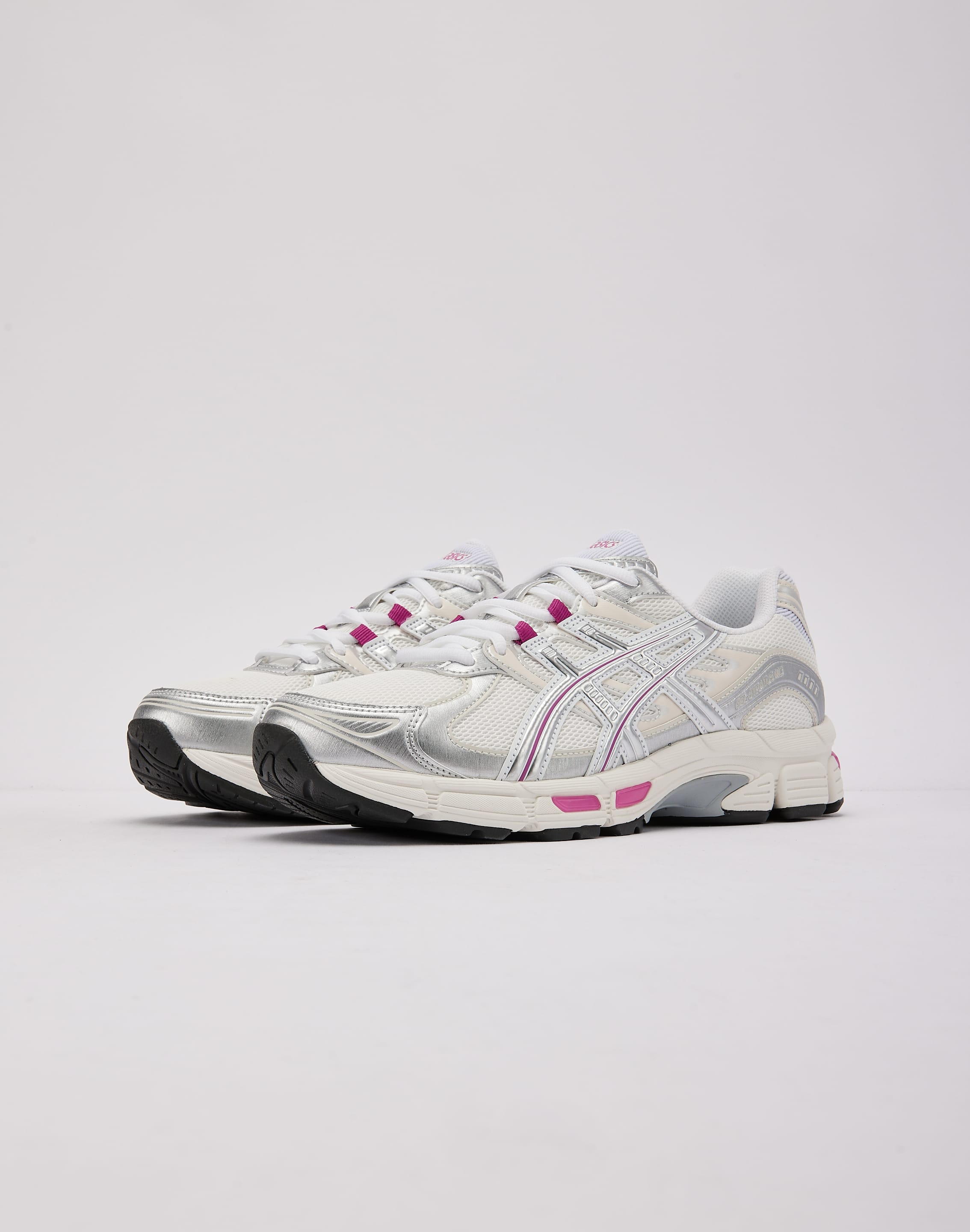 Photo of Asics GEL-STRATUS MC