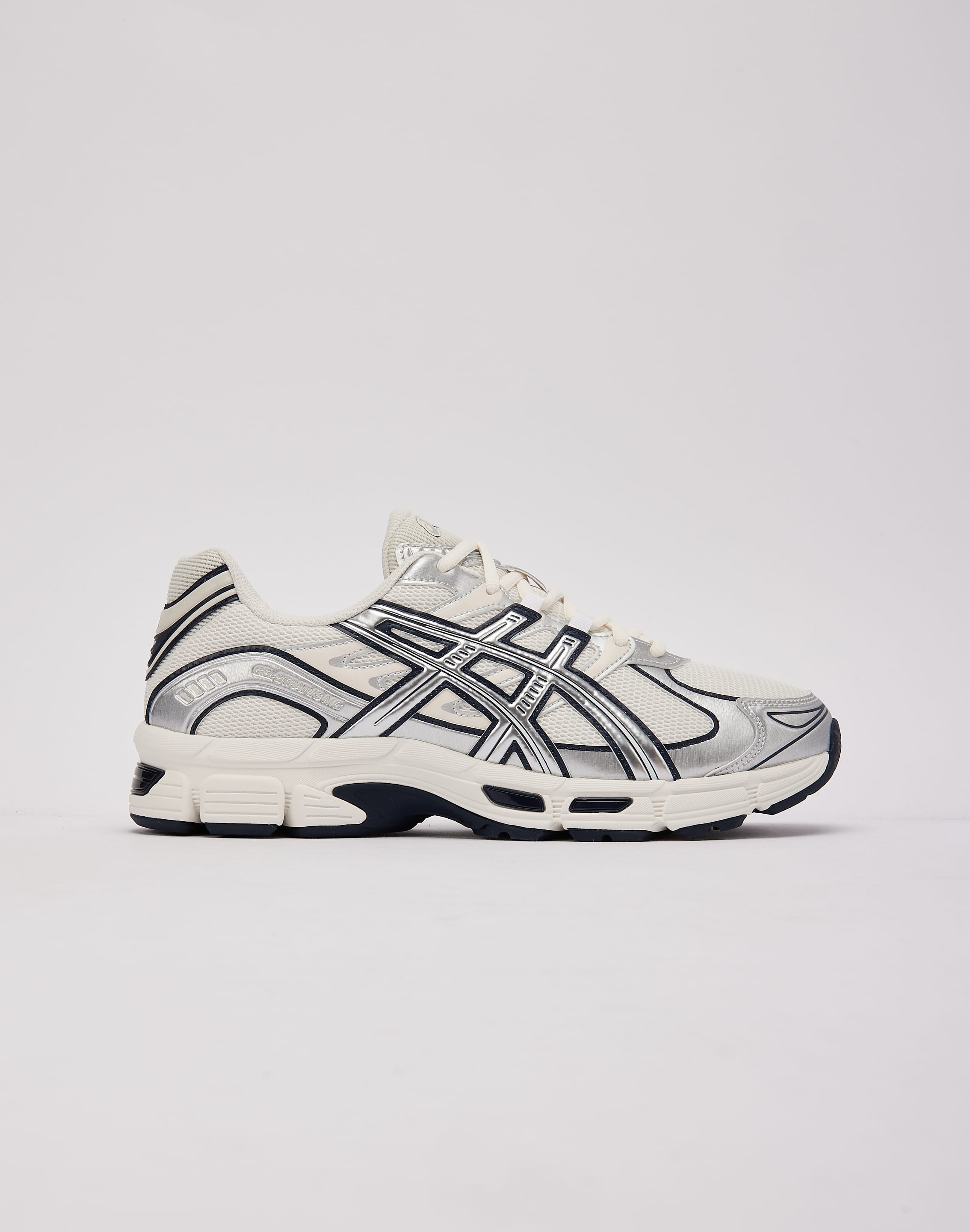 Photo of Asics GEL-STRATUS MC