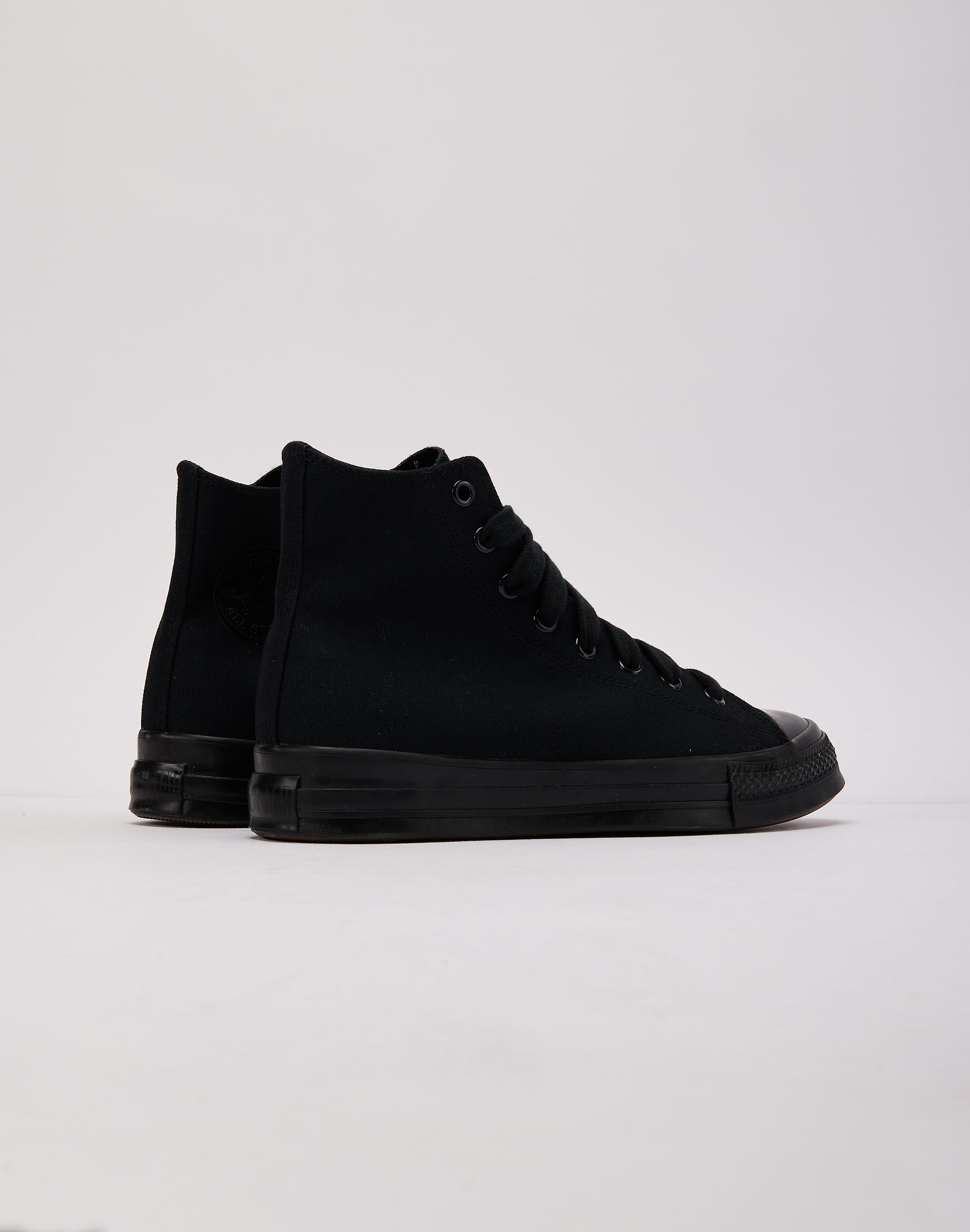 Photo of Converse Chuck Taylor Throwback Hi