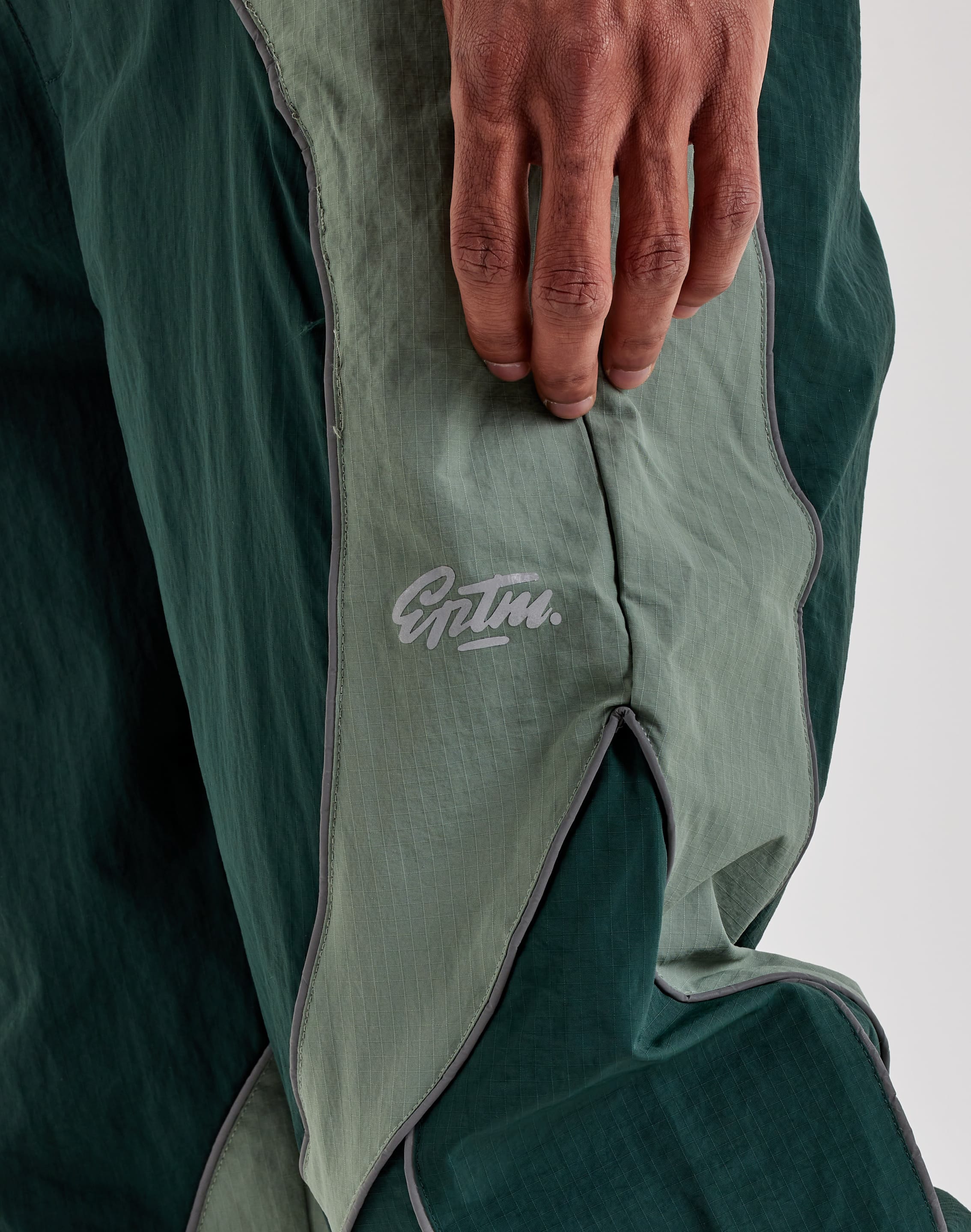 Photo of EPTM Cover Pants