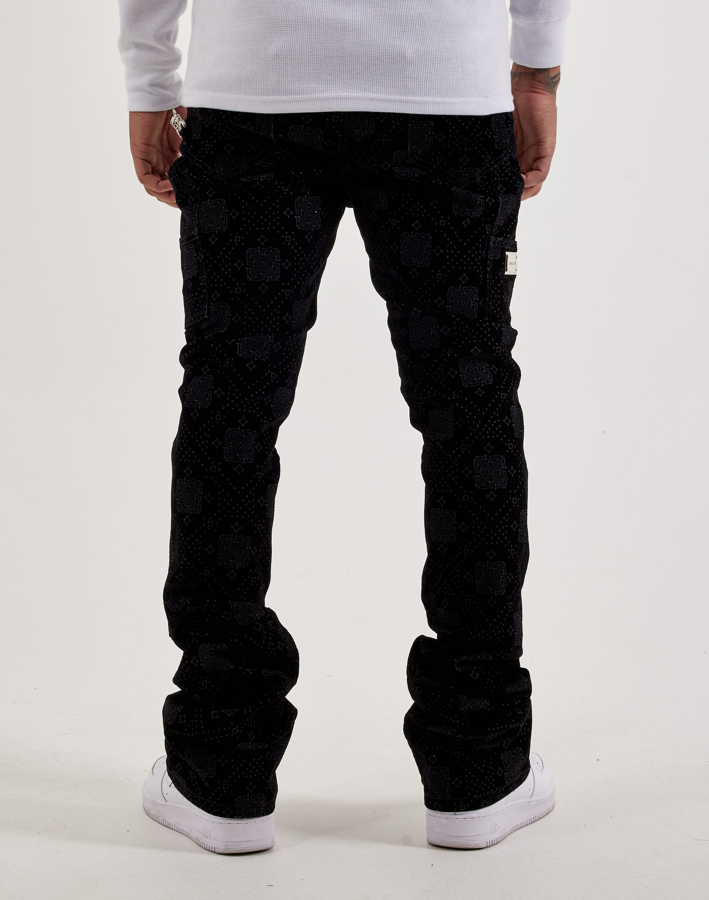 38baby　GUAPI Guapi Velour Stacked Monogram Jeans – DTLR