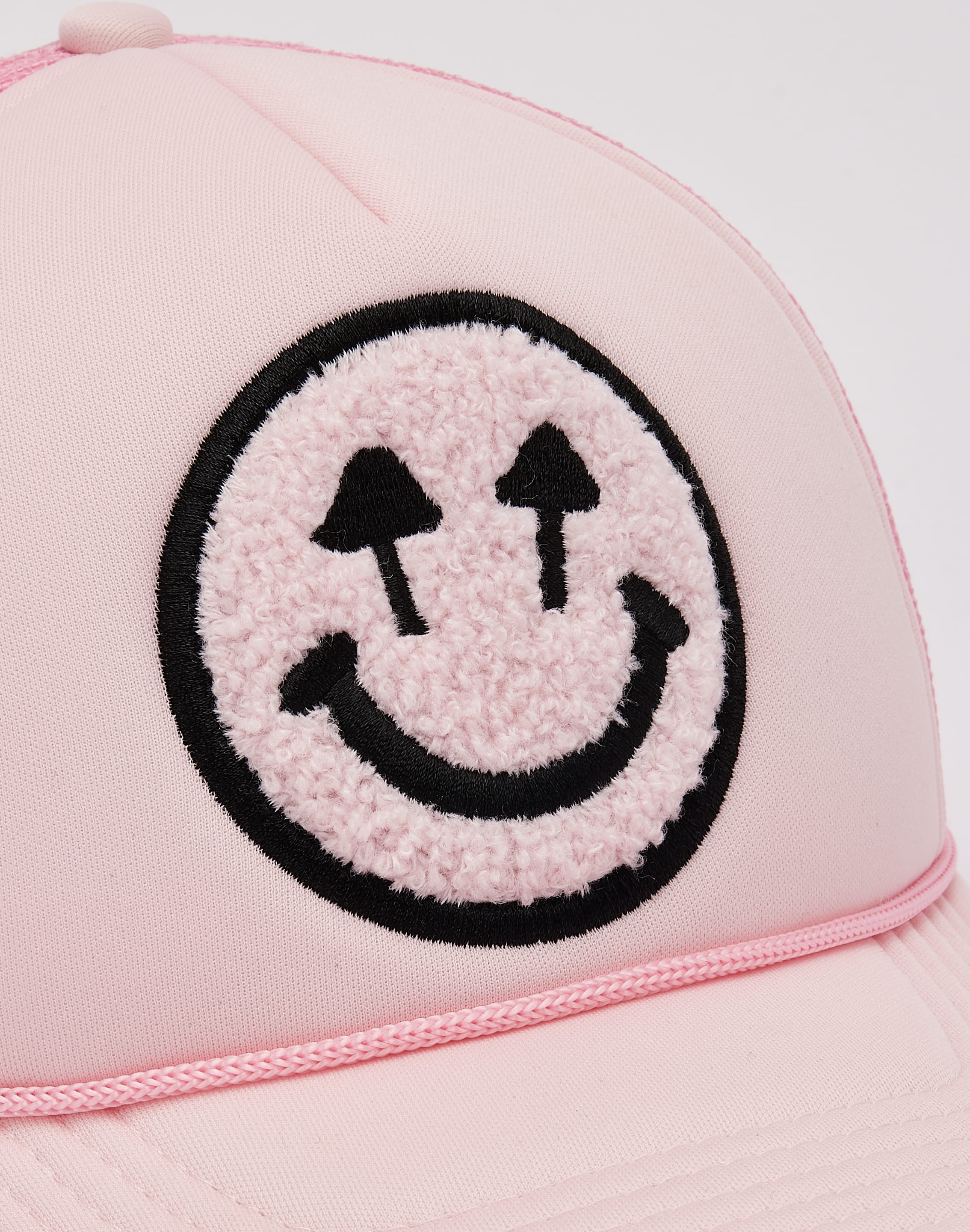 Happy Caps Double Blind Trucker Hat – DTLR