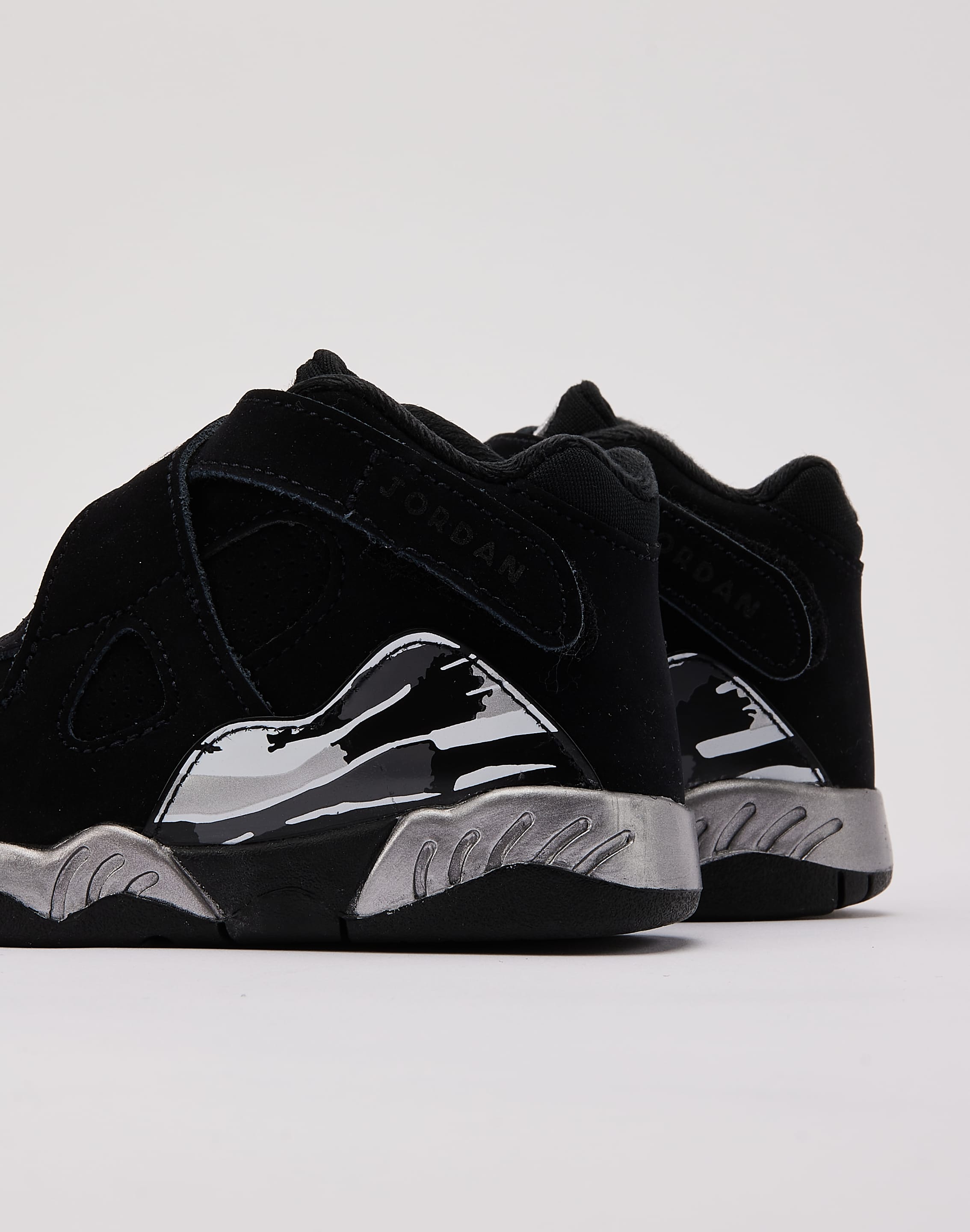 Photo of Jordan Air Jordan 8 Retro 'Chrome' Toddler