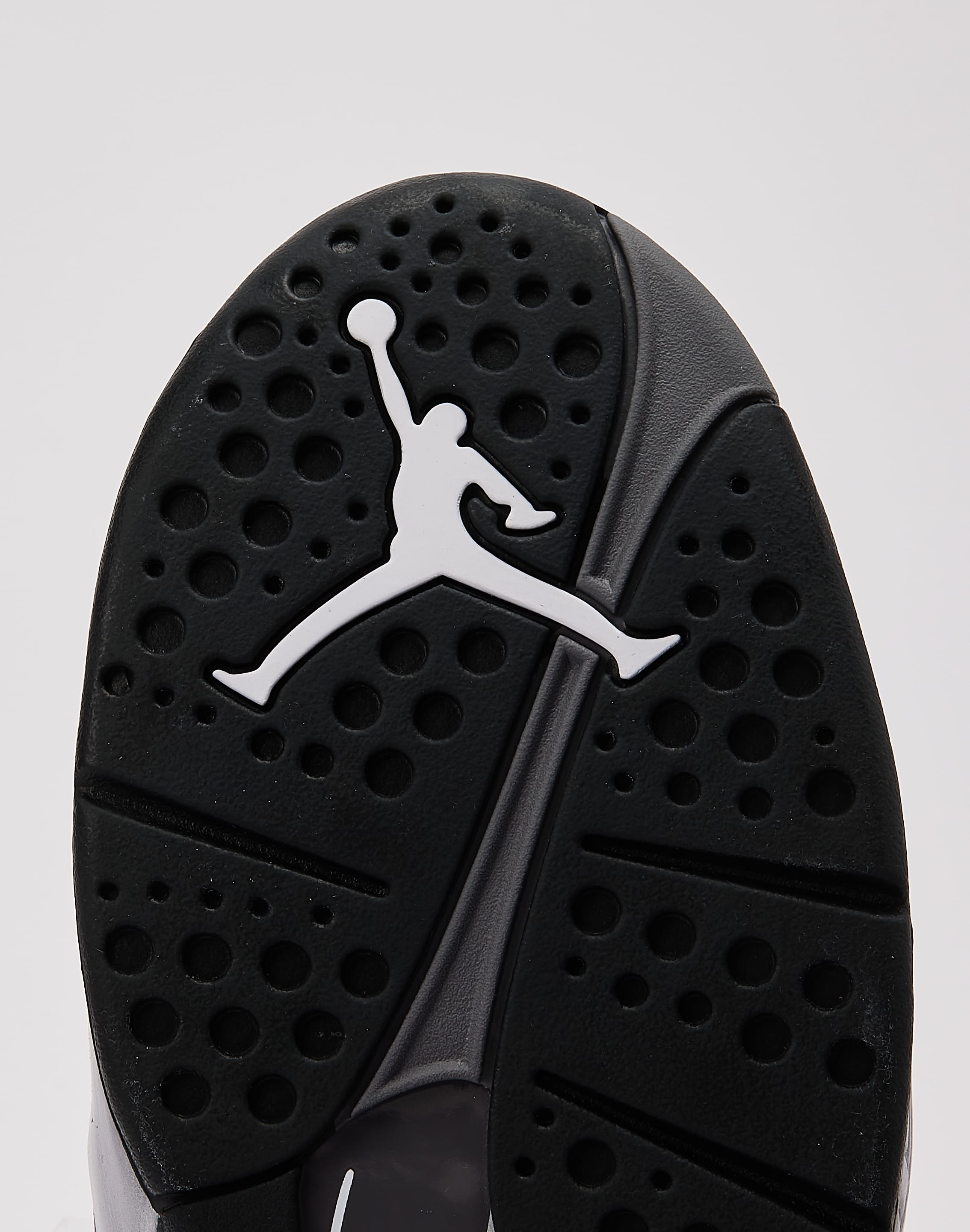 Photo of Jordan Air Jordan 8 Retro 'Chrome'