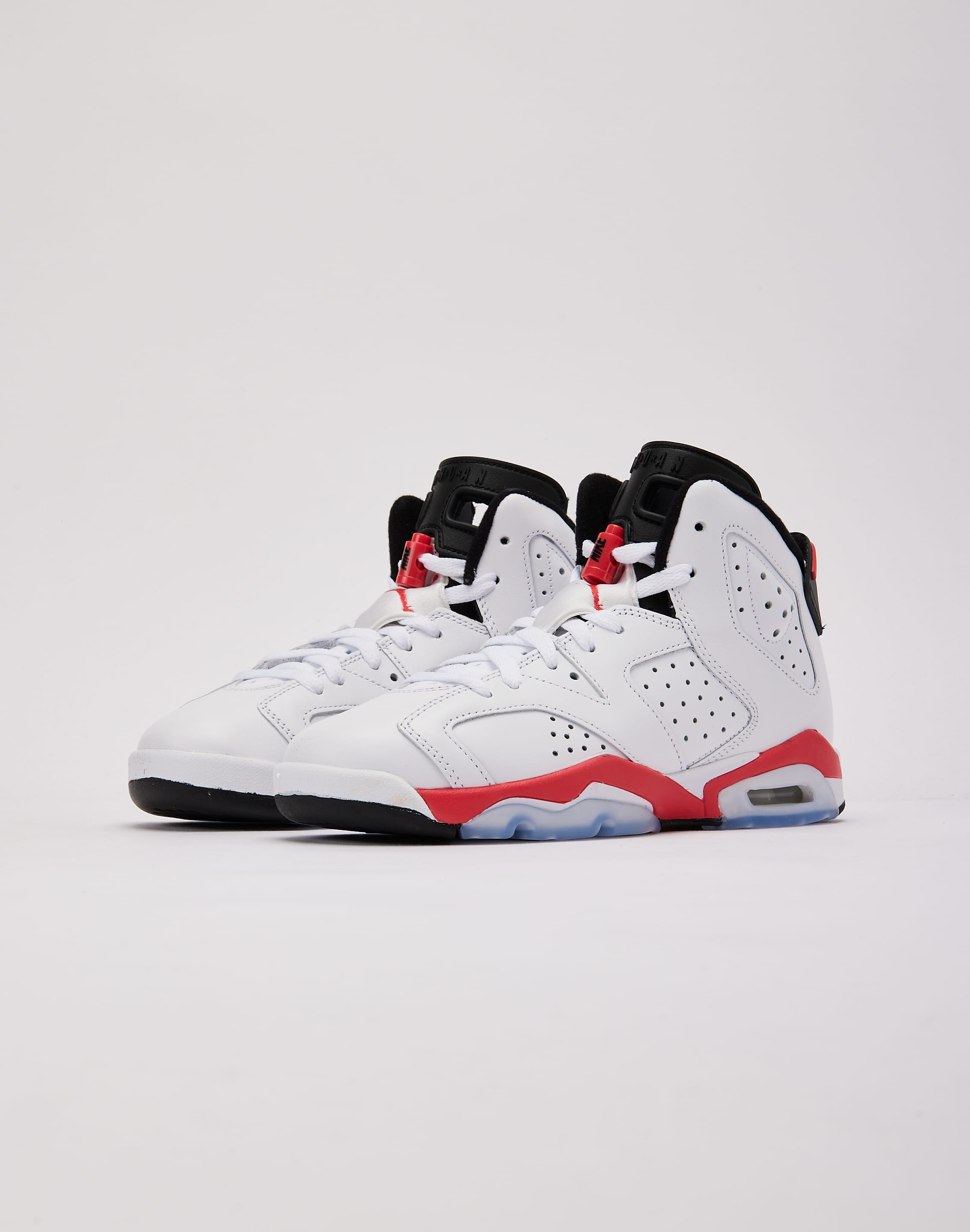 Jordan Air Jordan 6 Retro 'White Infrared' Grade-School, image 2 of 6