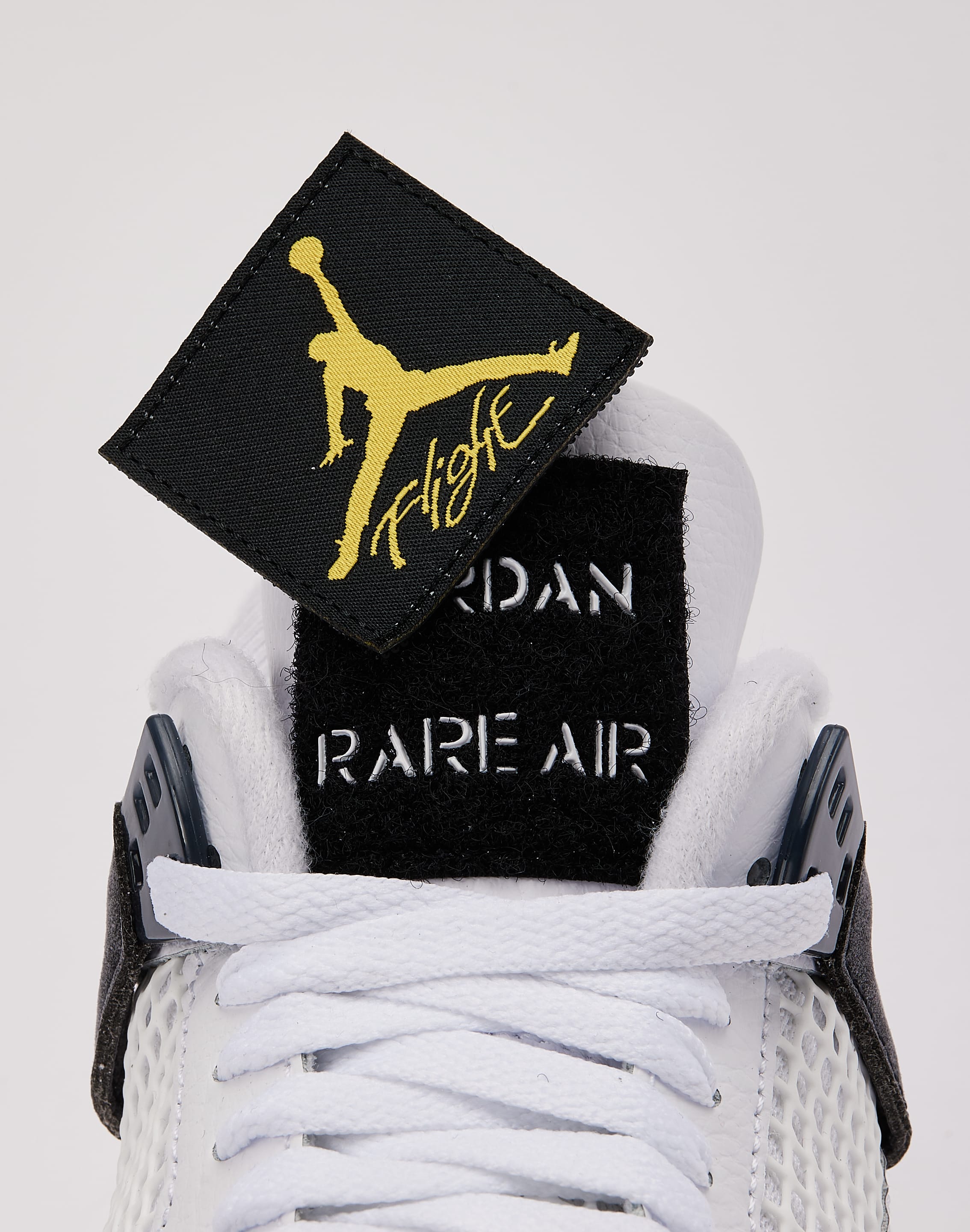 Jordan Air Jordan 4 Retro 'Tour Yellow' Grade-School, image 6 of 8
