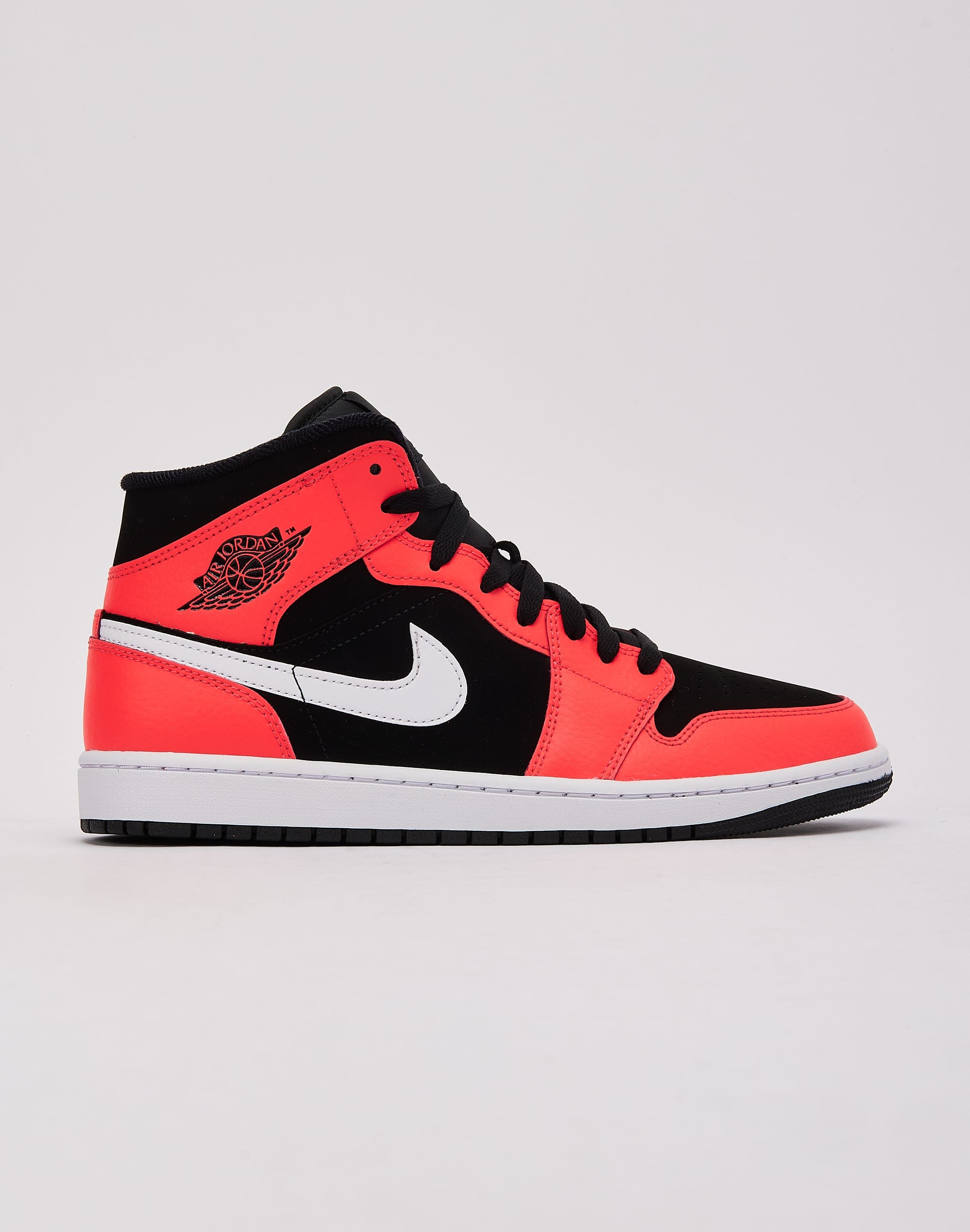 Photo of Jordan Air Jordan 1 Mid
