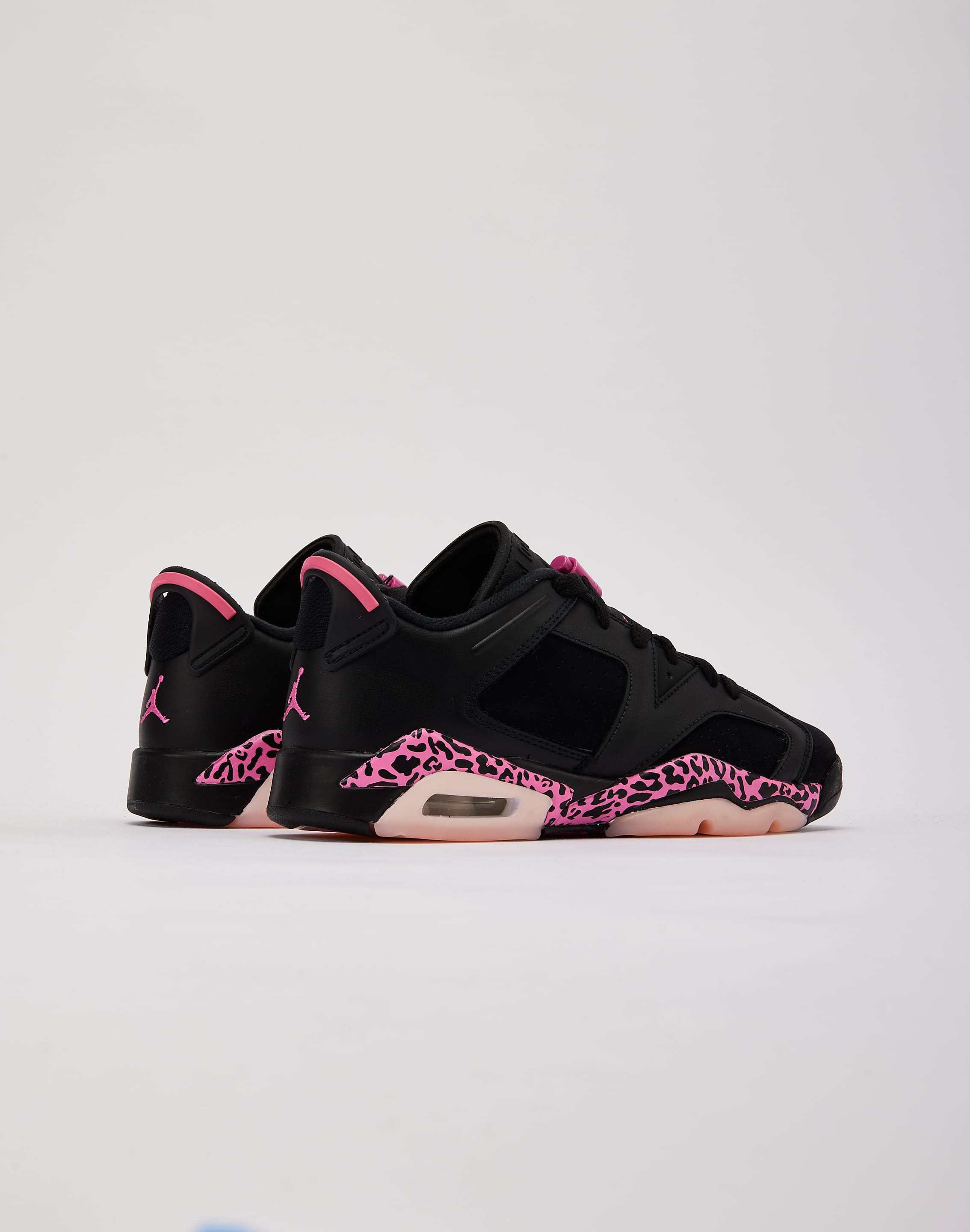 Photo of Jordan Air Jordan 6 Retro Low Grade-School