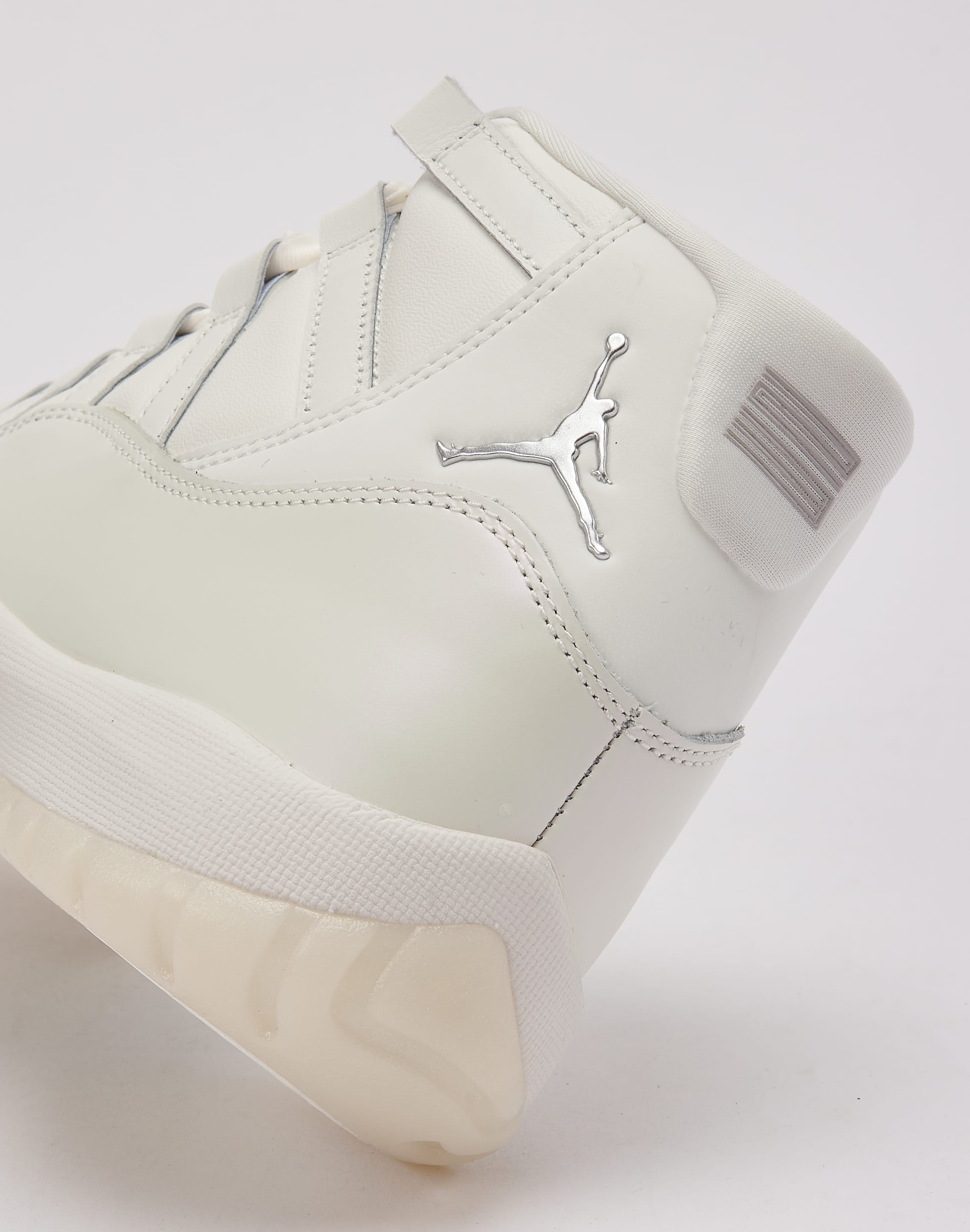 Jordan Air Jordan 11 Retro 'Pearl'