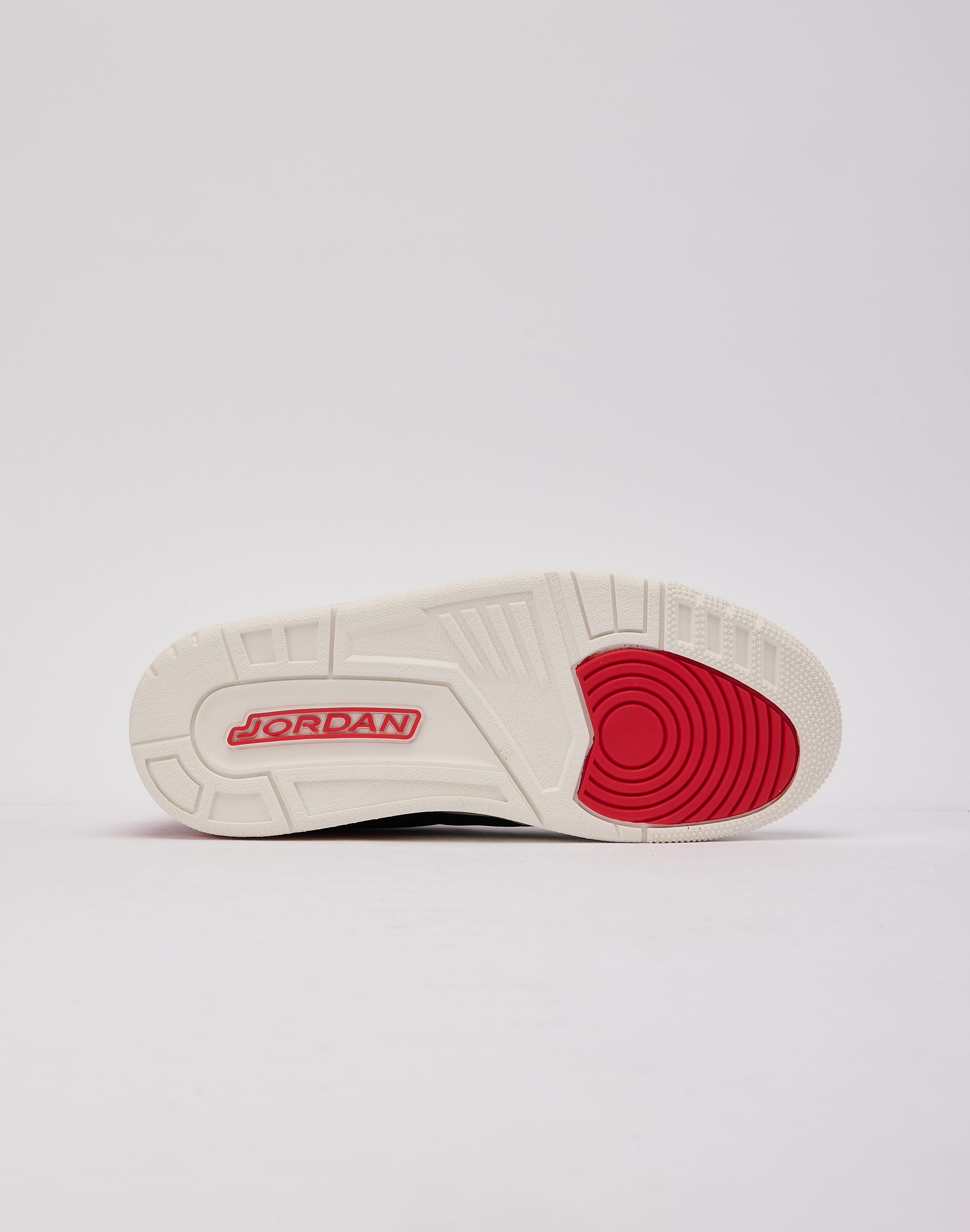 Photo of Jordan Air Jordan 3 Retro 'Sports Renaissance'