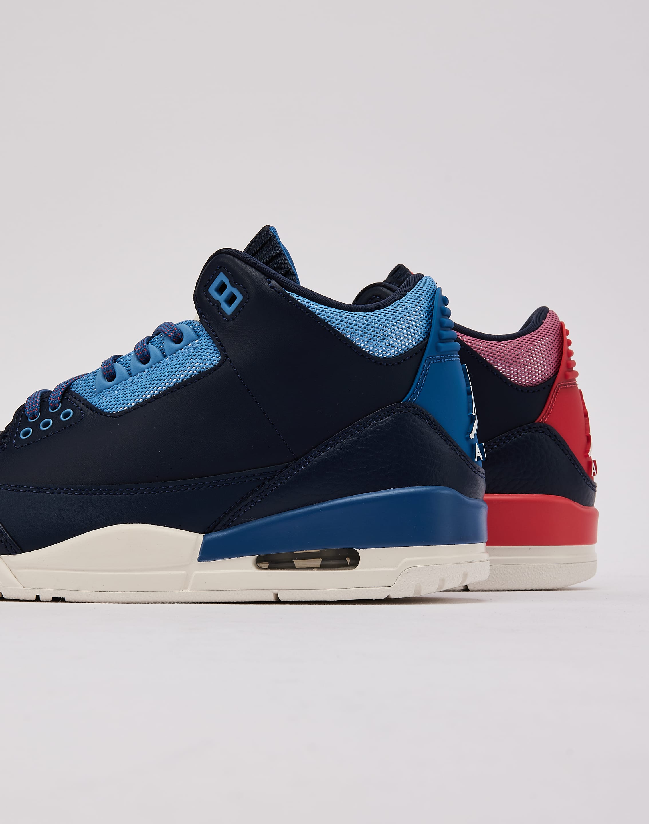Photo of Jordan Air Jordan 3 Retro 'Sports Renaissance'