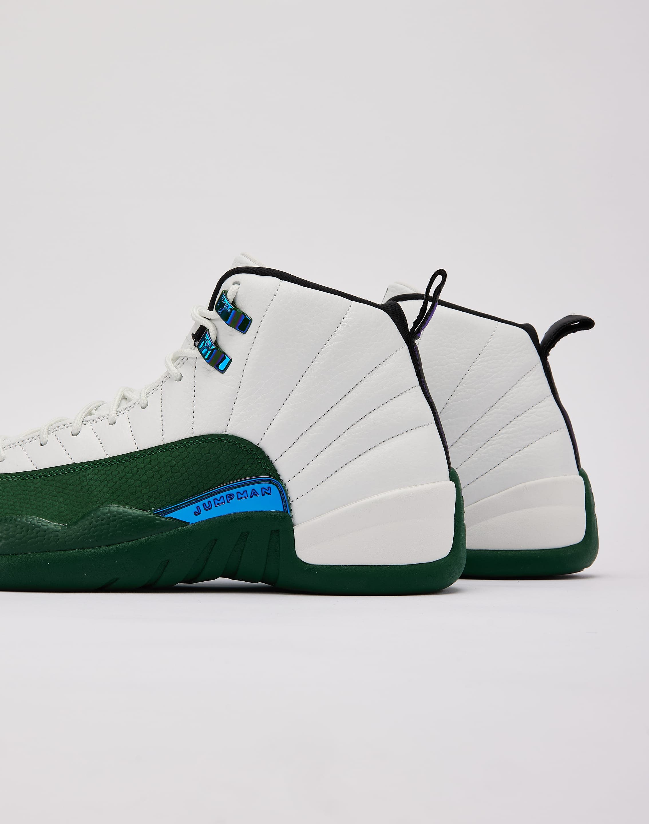 Photo of Jordan Air Jordan 12 Retro 'Summit White and Gorge Green'