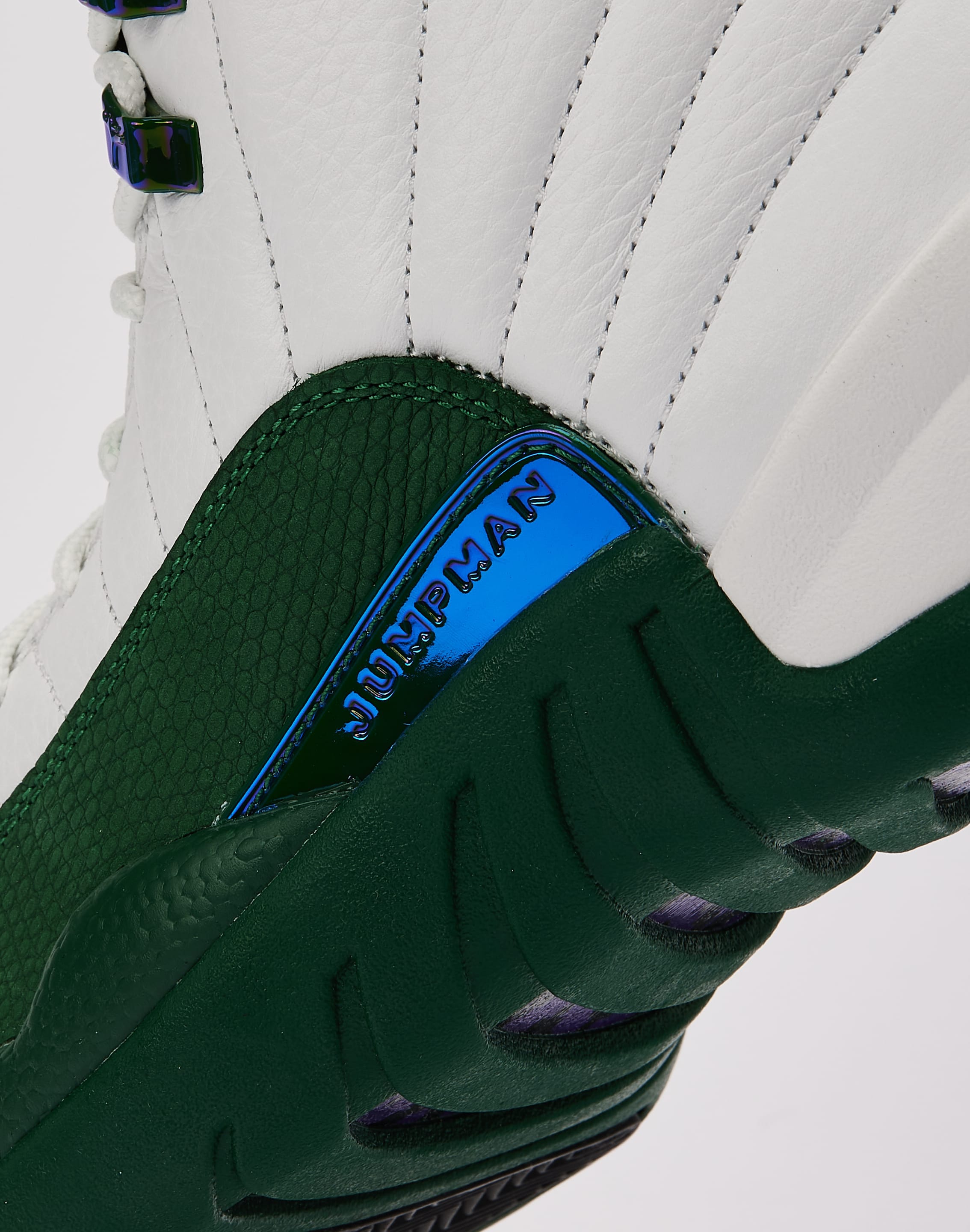 Photo of Jordan Air Jordan 12 Retro 'Summit White and Gorge Green'
