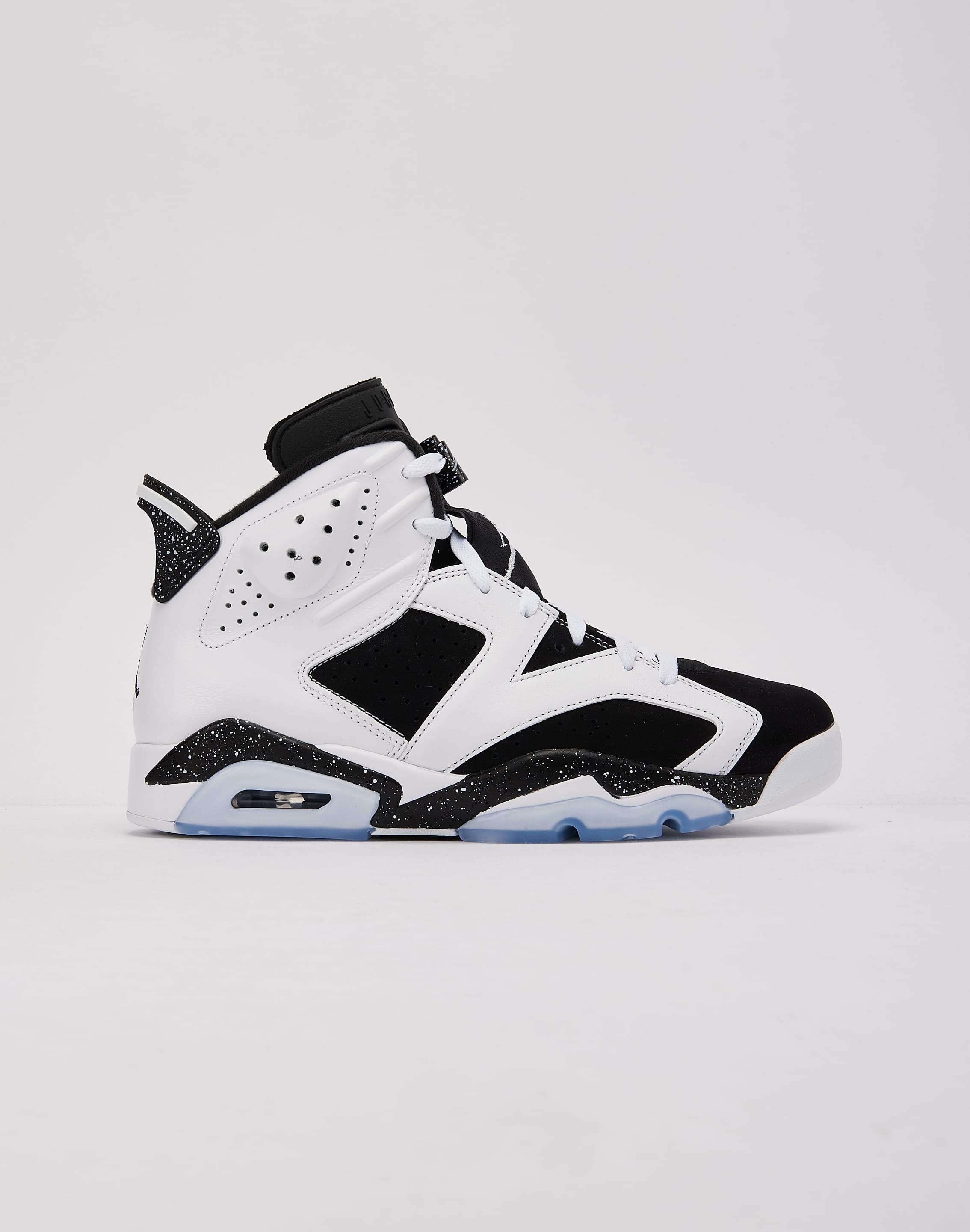 Photo of Jordan Air Jordan 6 Retro 'Oreo'