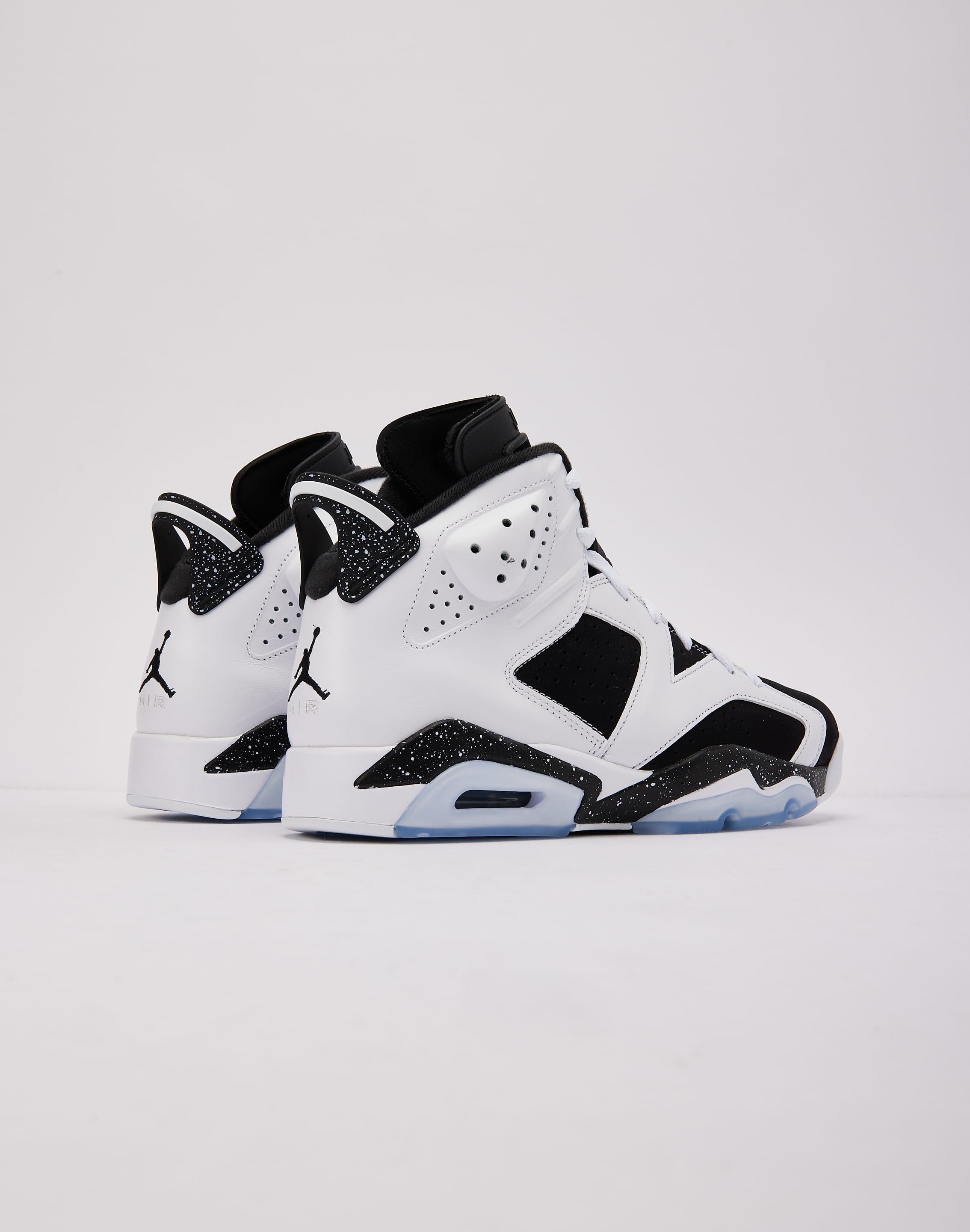 Photo of Jordan Air Jordan 6 Retro 'Oreo'