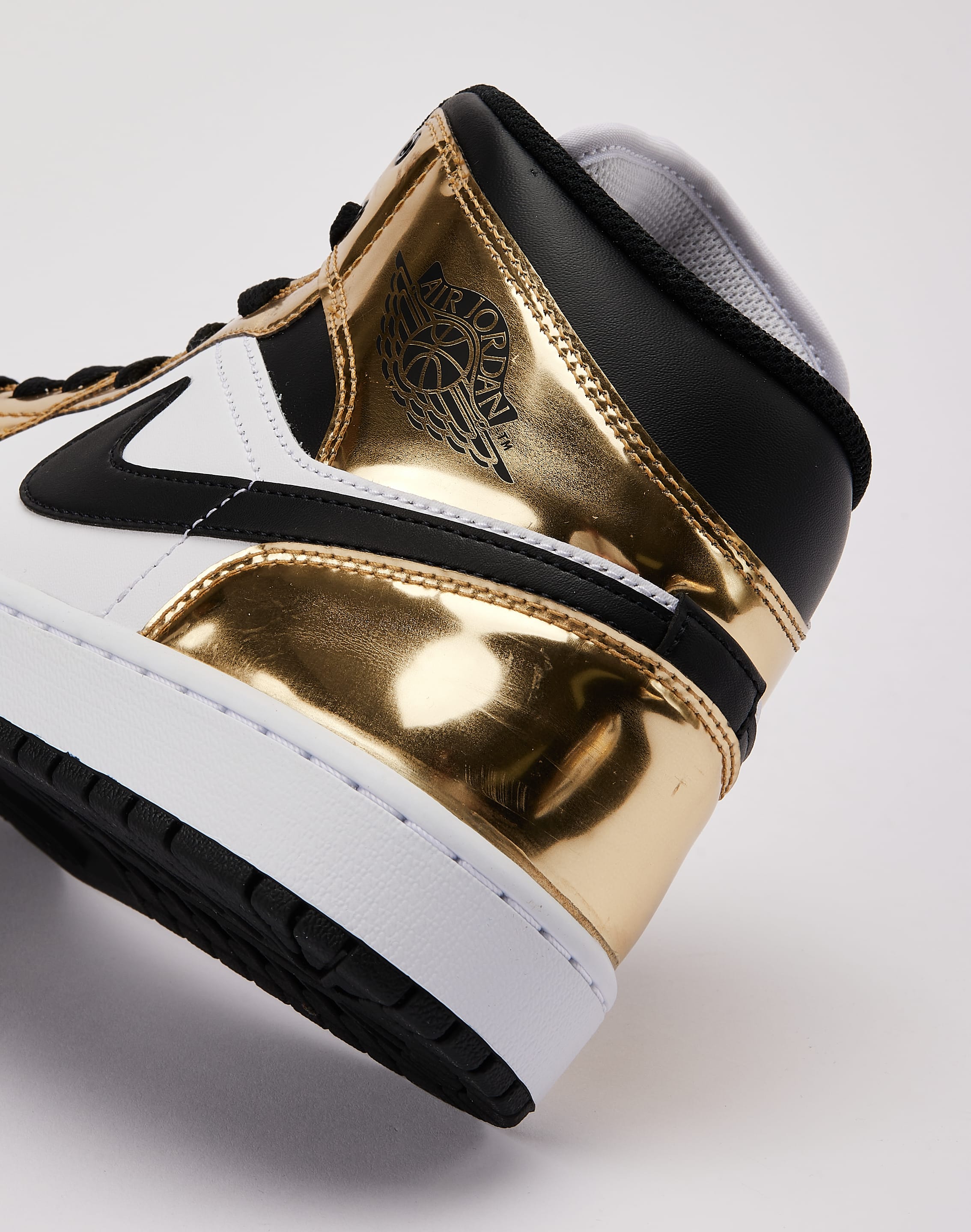 Photo of Jordan Air Jordan 1 Mid SE