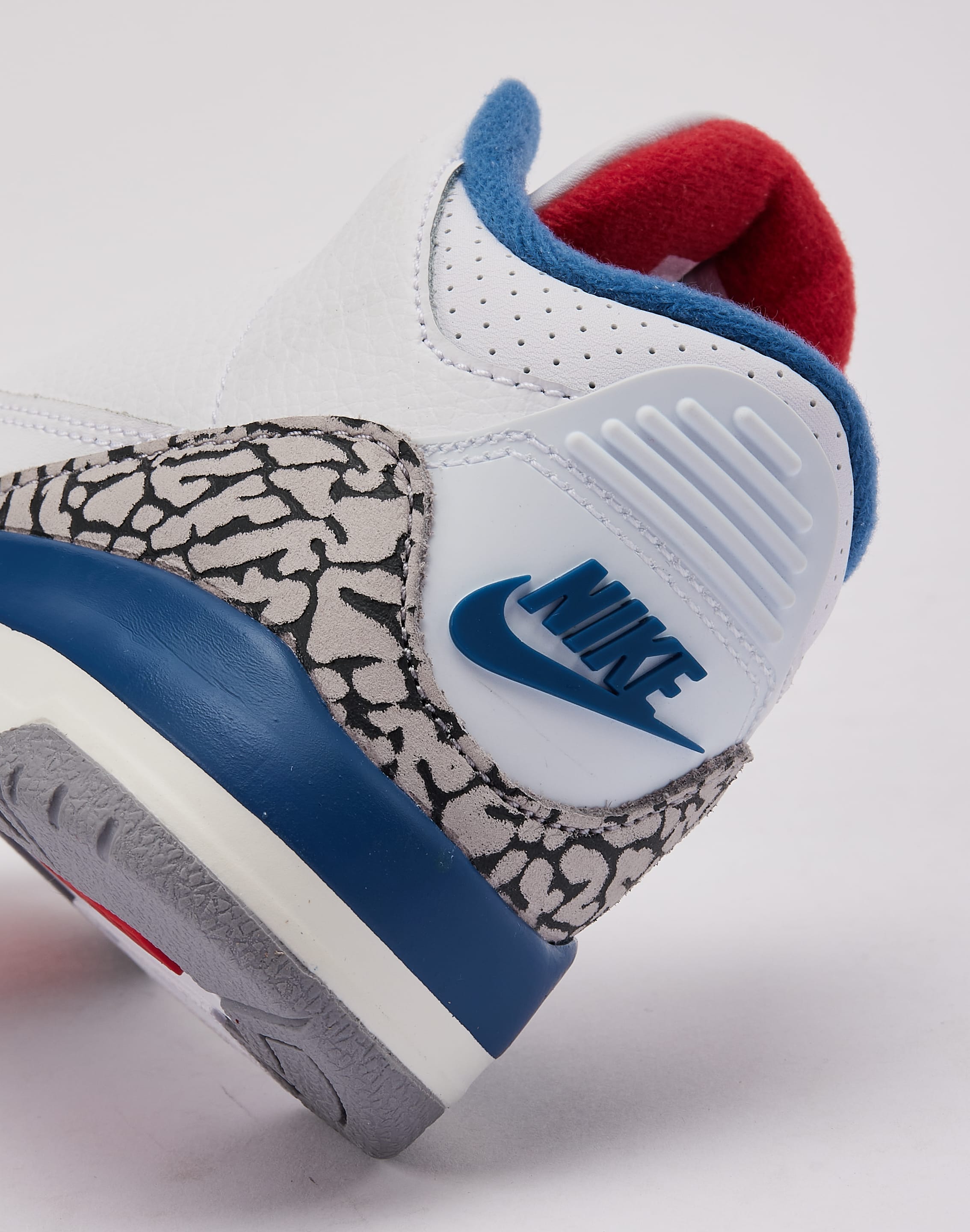 Photo of Jordan  Air Jordan 3 Retro 'True Blue' Pre-School