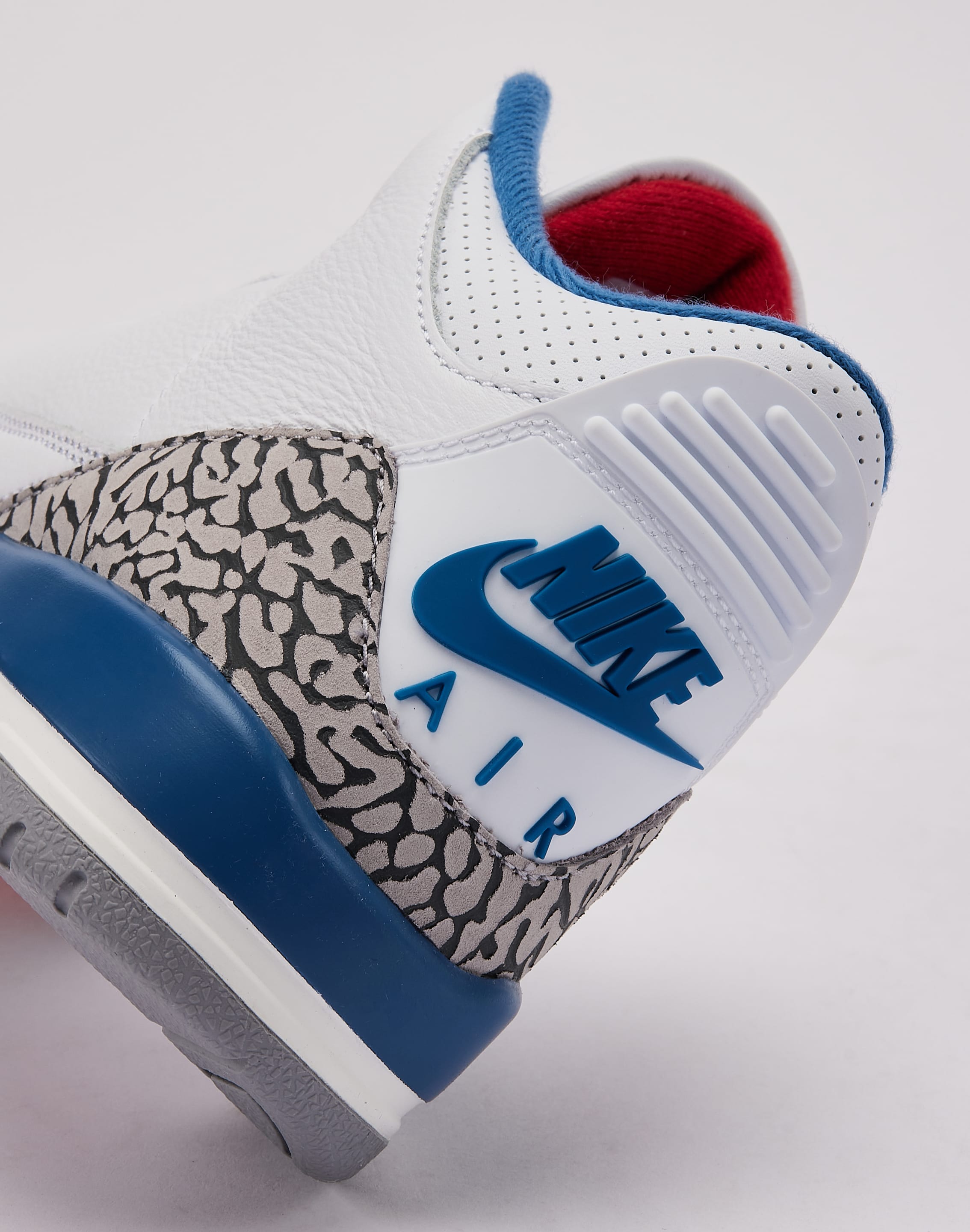 Photo of Jordan  Air Jordan 3 Retro 'True Blue' Grade-School