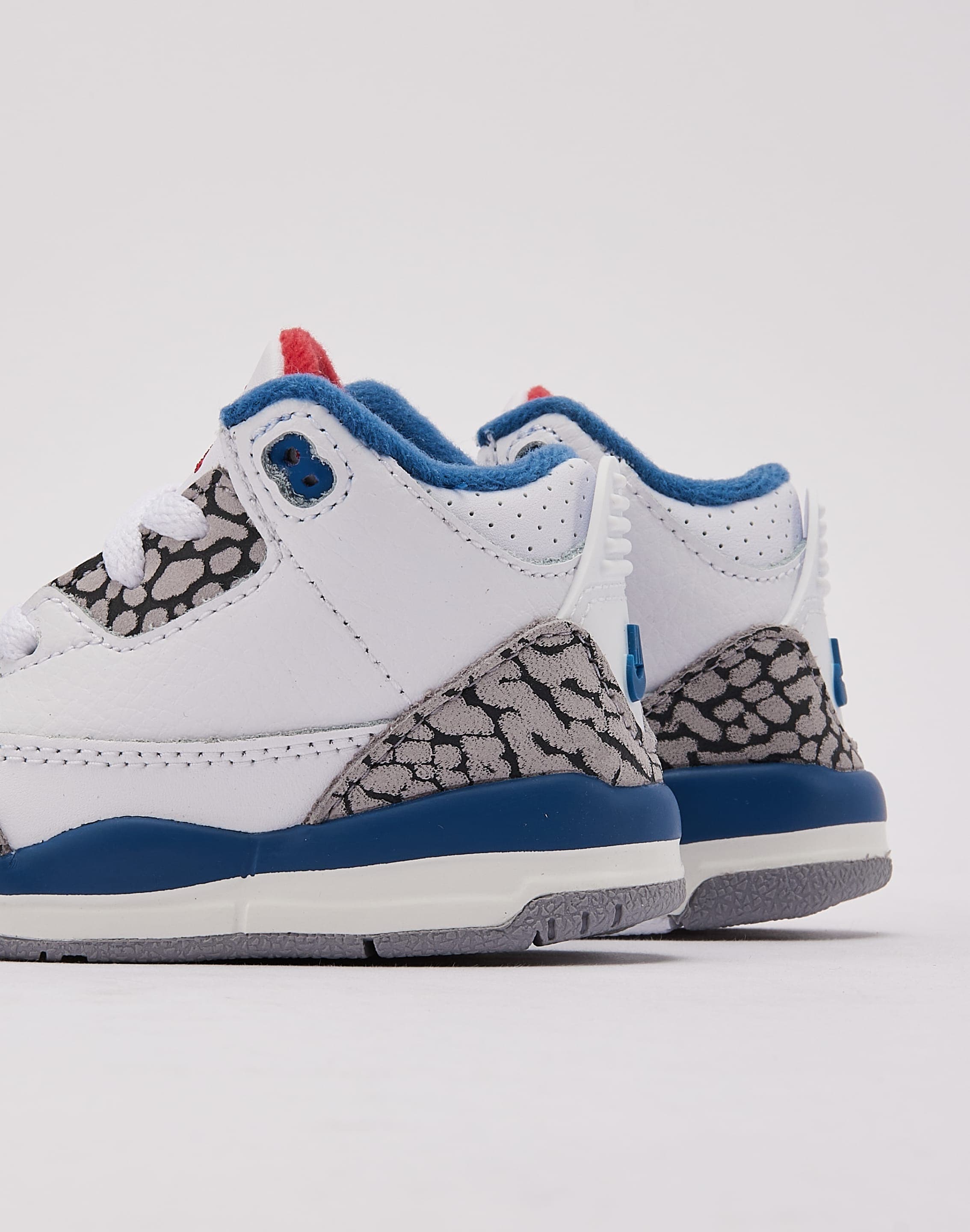 Photo of Jordan  Air Jordan 3 Retro 'True Blue' Infant