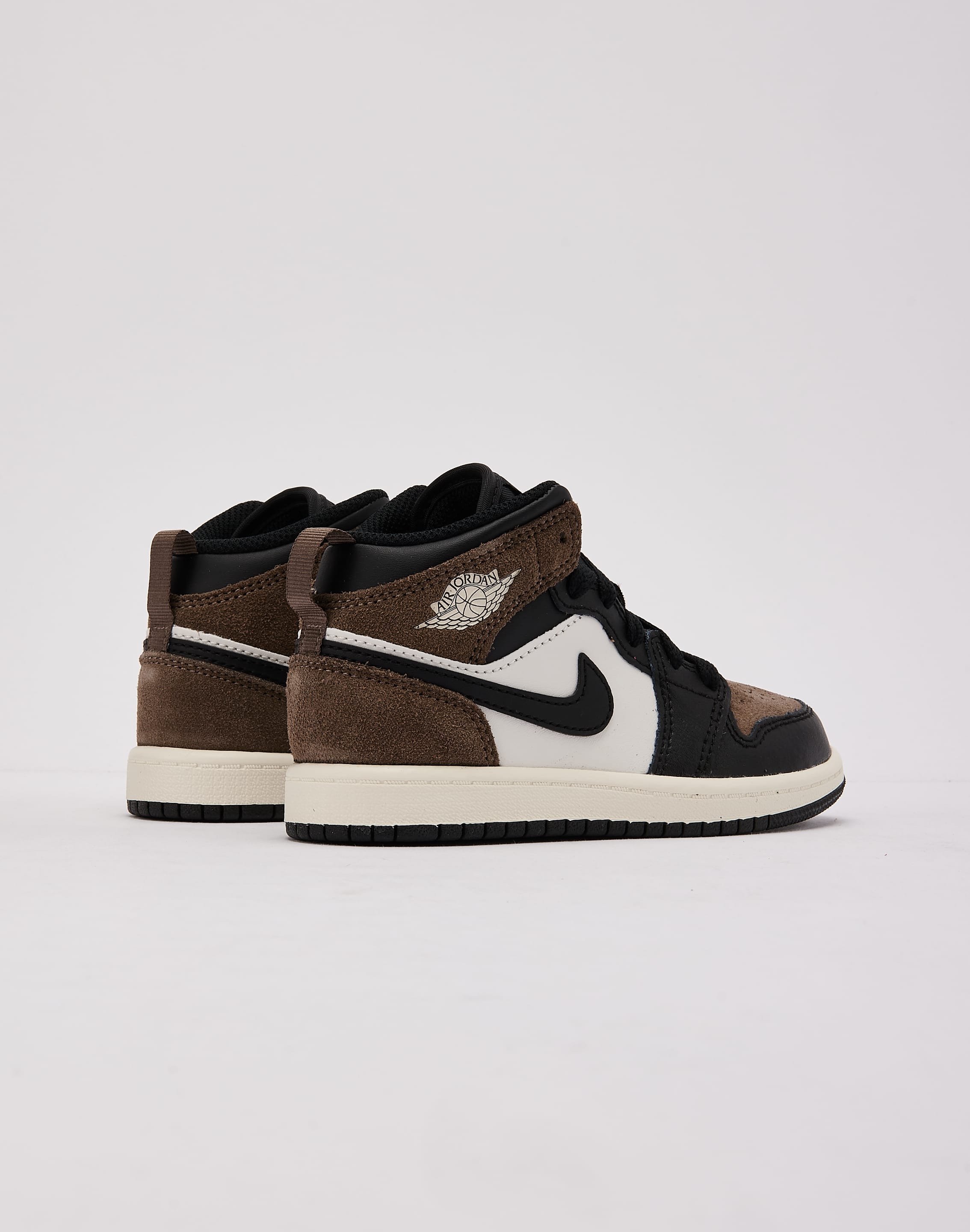 Photo of Jordan Air Jordan 1 Mid Pre-School