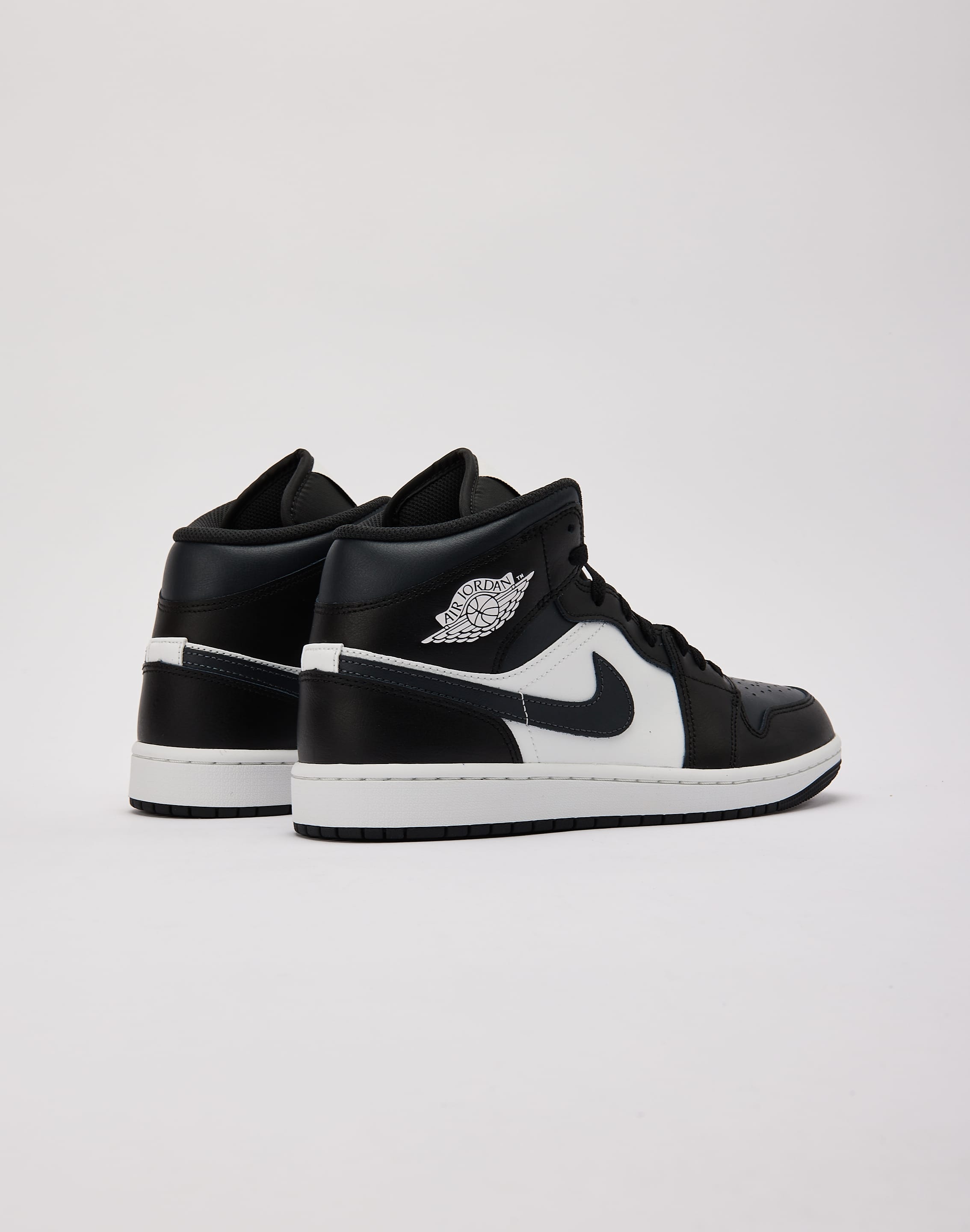 Jordan Air Jordan 1 Mid