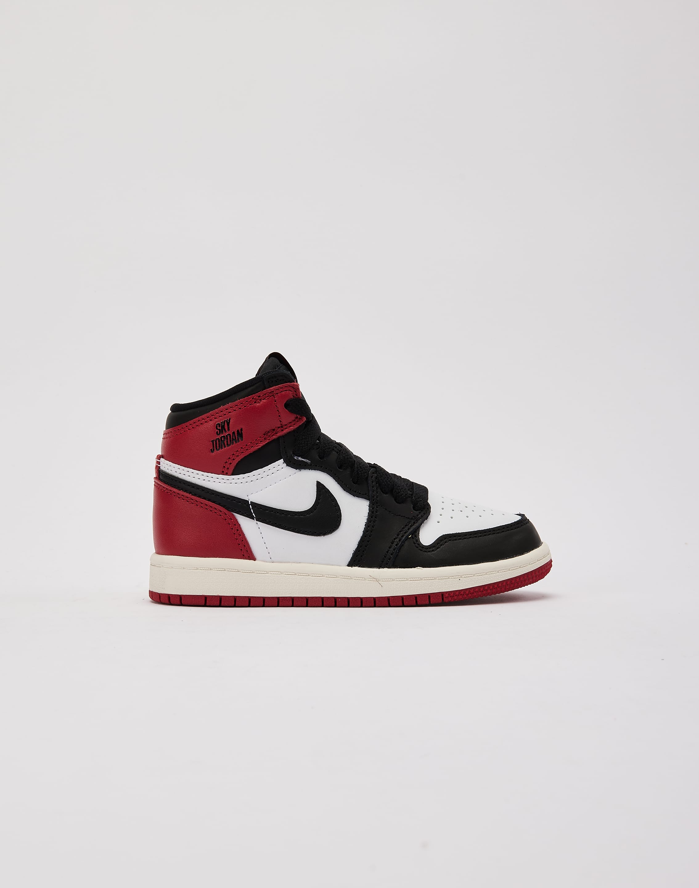 Jordan Air Jordan Retro High OG 'Black Toe Reimagined' Pre