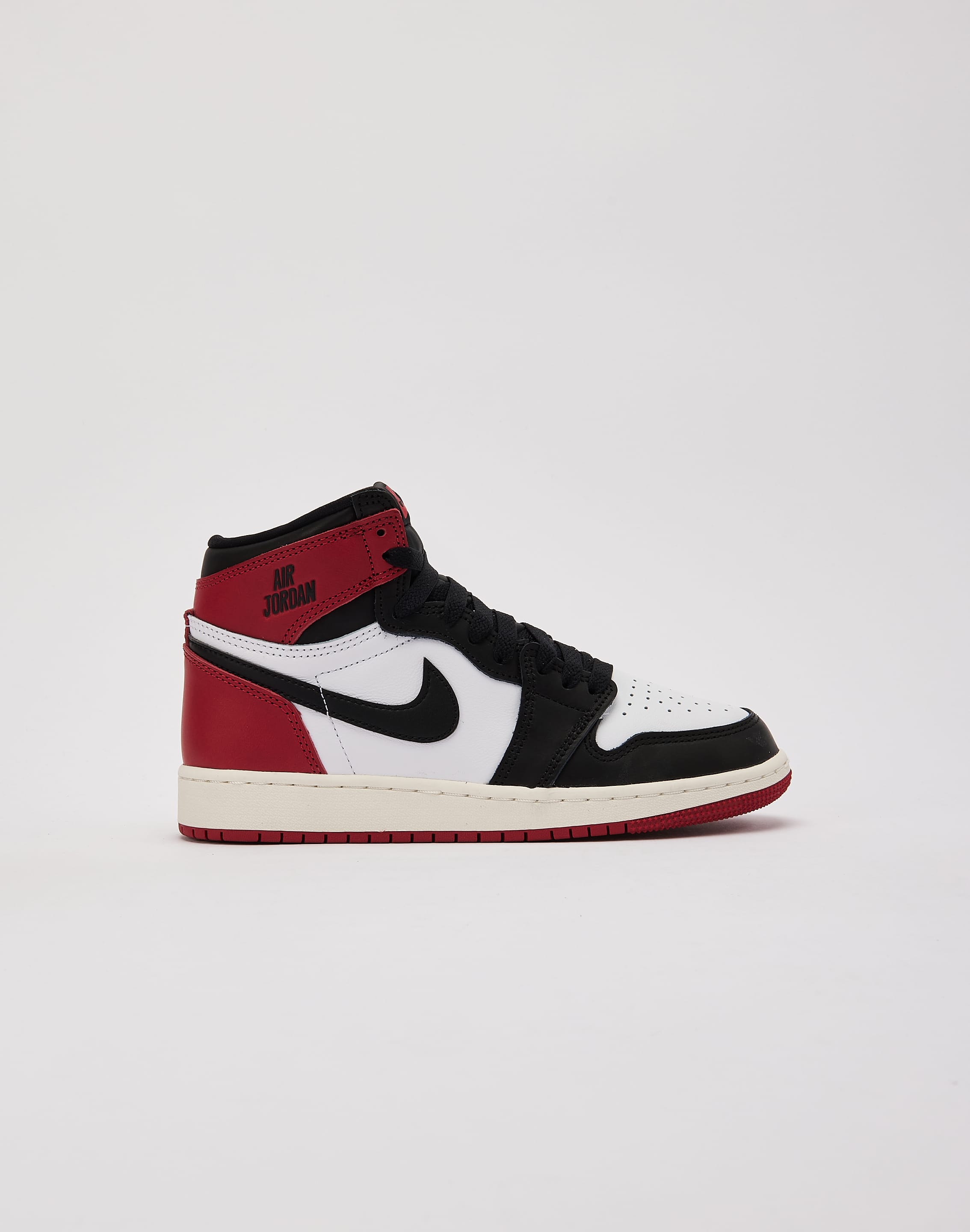 Jordan Air Jordan Retro High OG 'Black Toe Reimagined' Grade