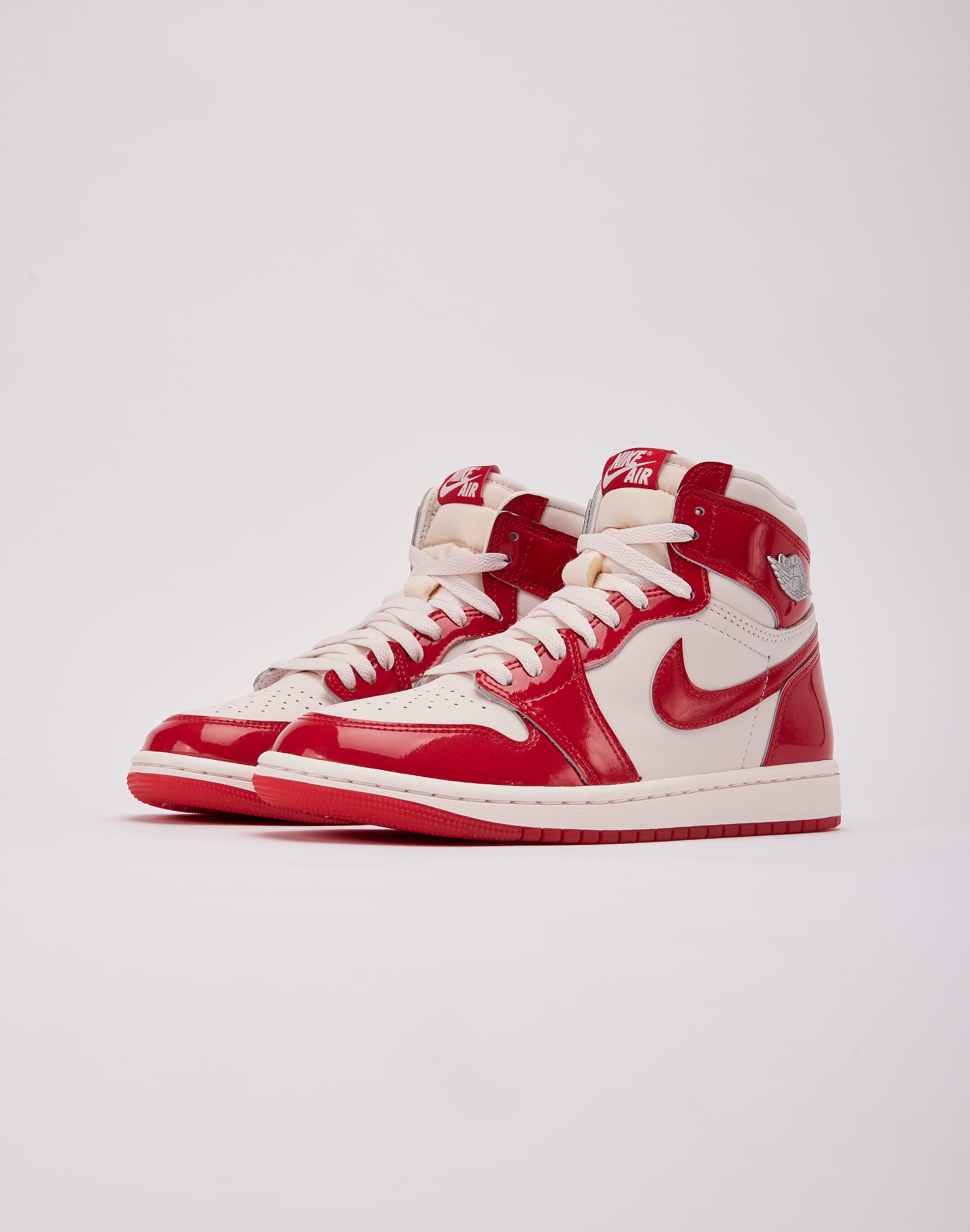 Photo of Jordan Air Jordan 1 Retro High OG 'Nails and Grails'