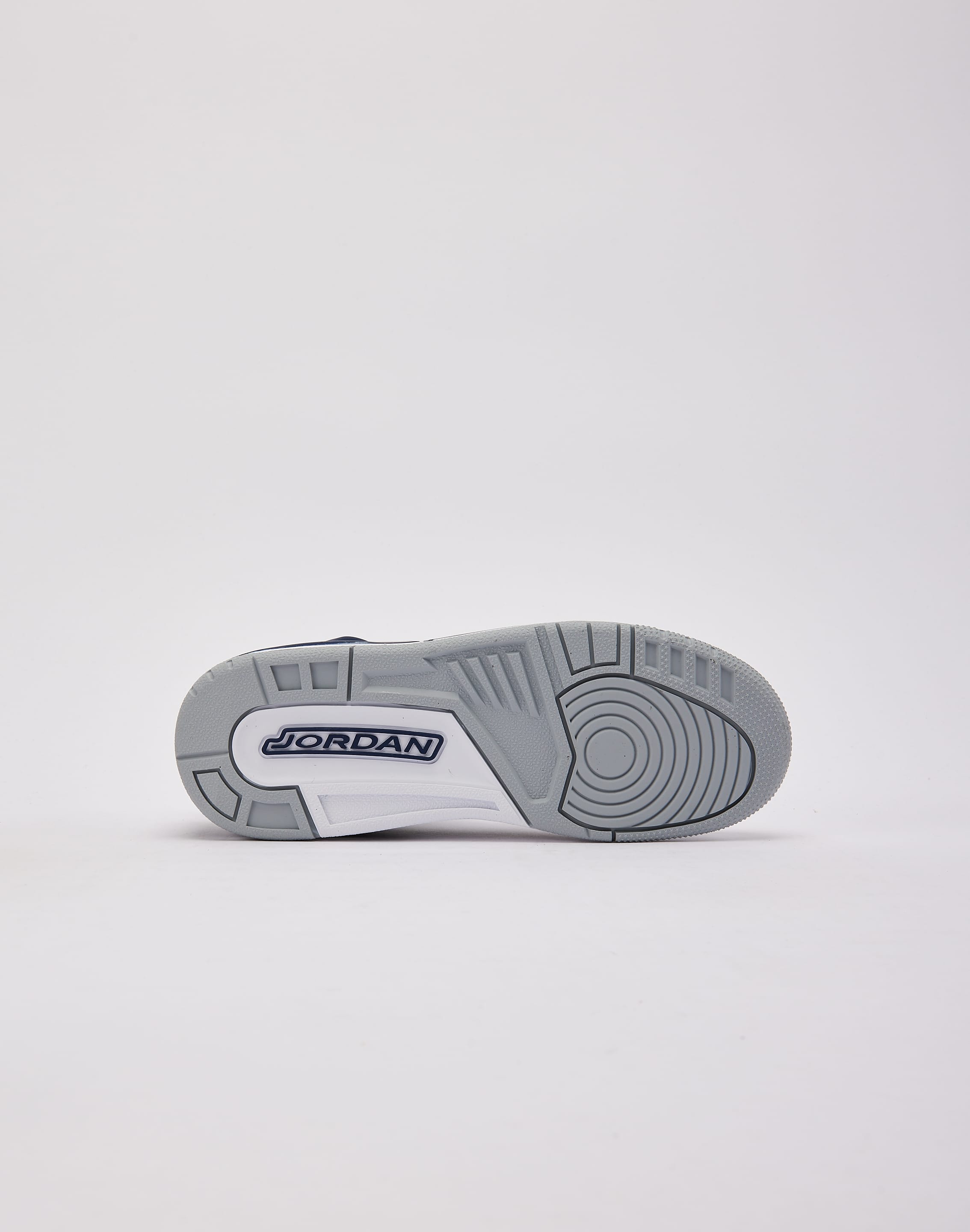 Jordan Spizike Low Grade-School