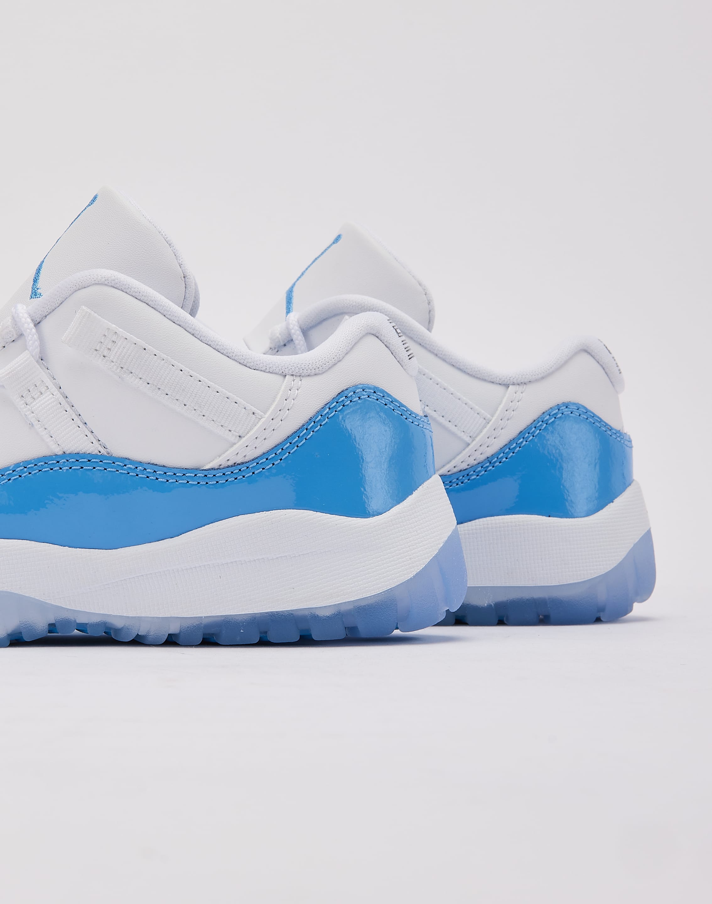 Photo of Jordan Air Jordan 11 Retro Low 'University Blue' Pre-School