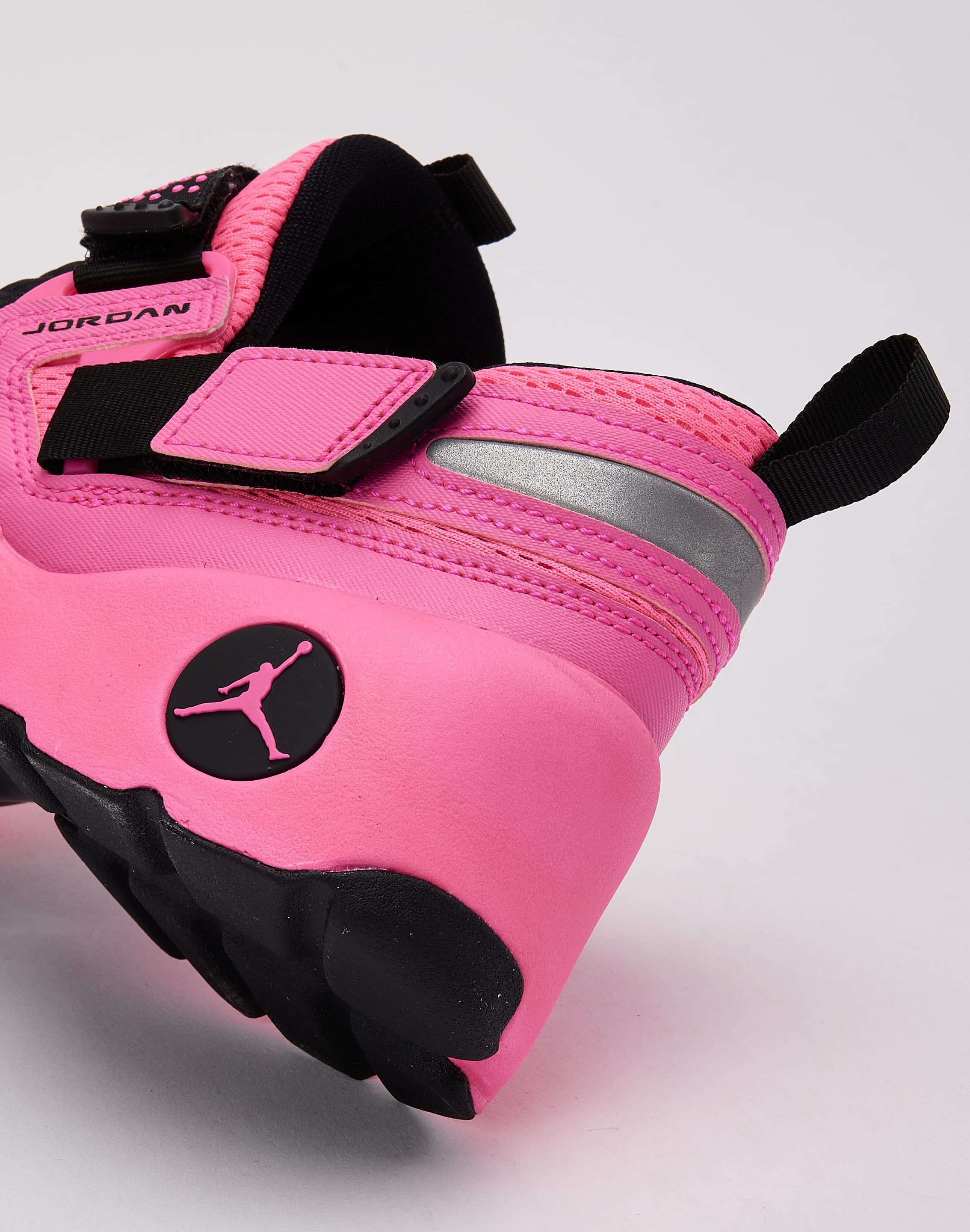 jordan trunner pink