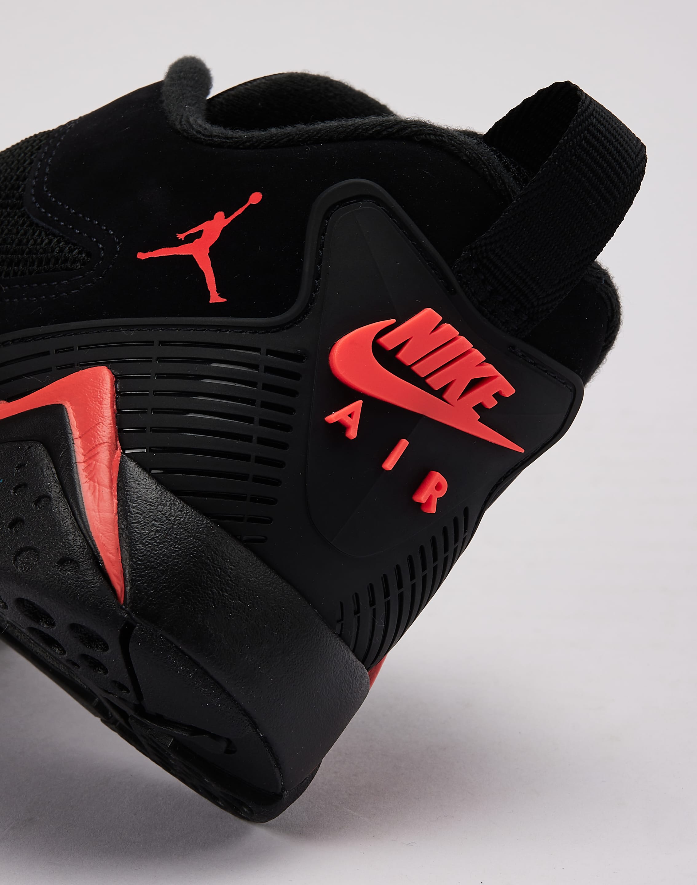 dtlr.com is where to buy