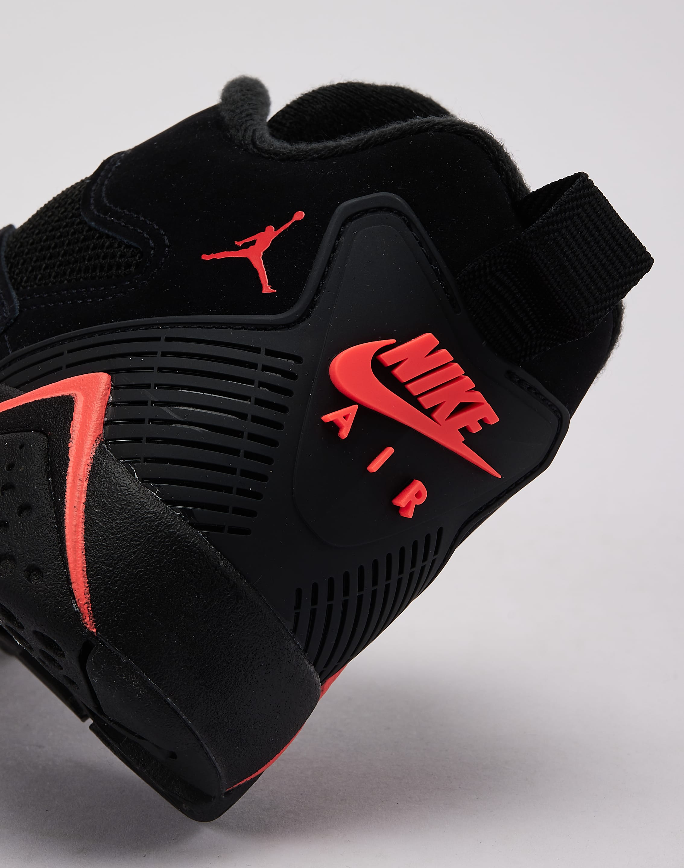 dtlr.com is where to buy