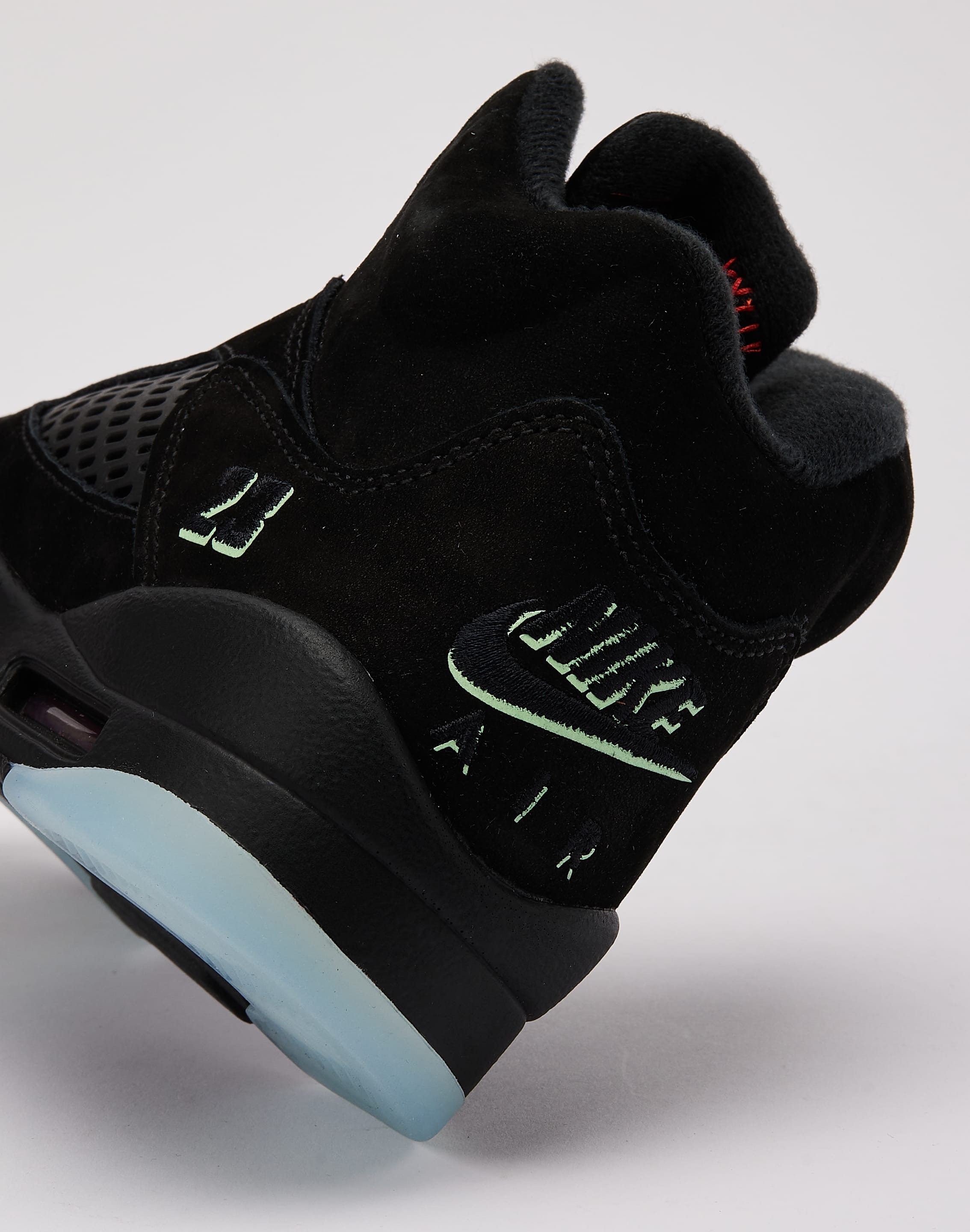 Photo of Jordan  Air Jordan 5 Retro "Halloween" Grade-School
