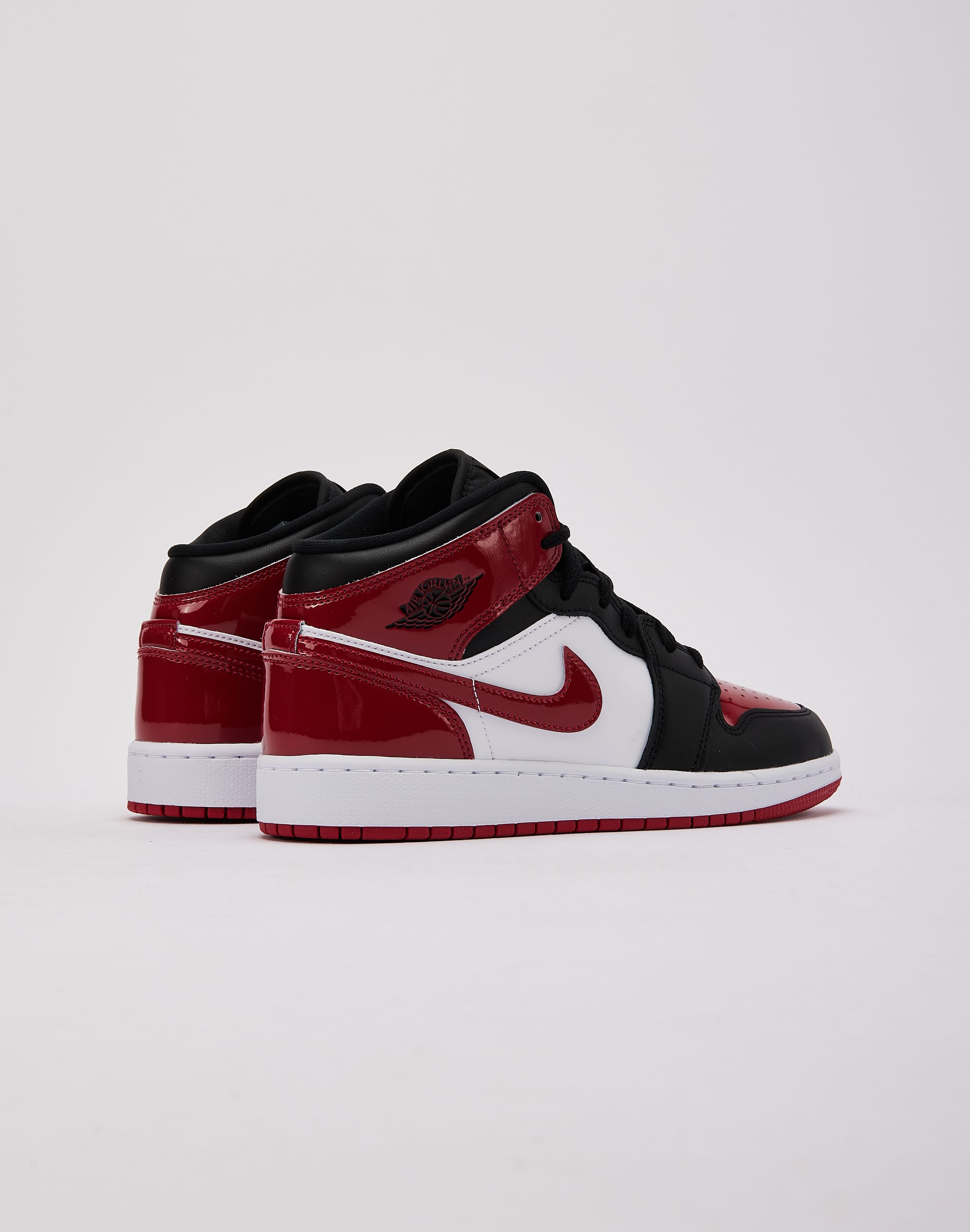 Jordan Air Jordan 1 Mid SE Grade-School – DTLR